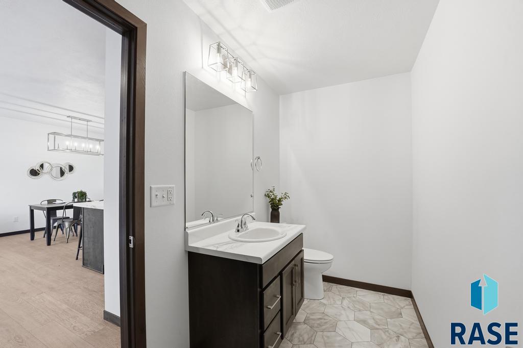 1263 N Marion Rd Unit: 4