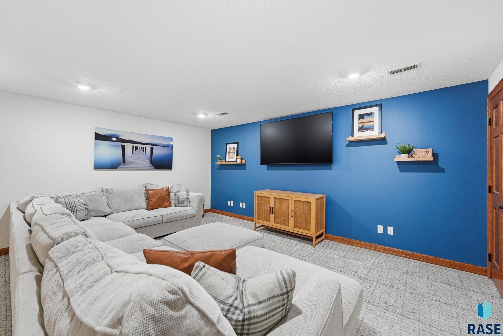 604 Quail Cir