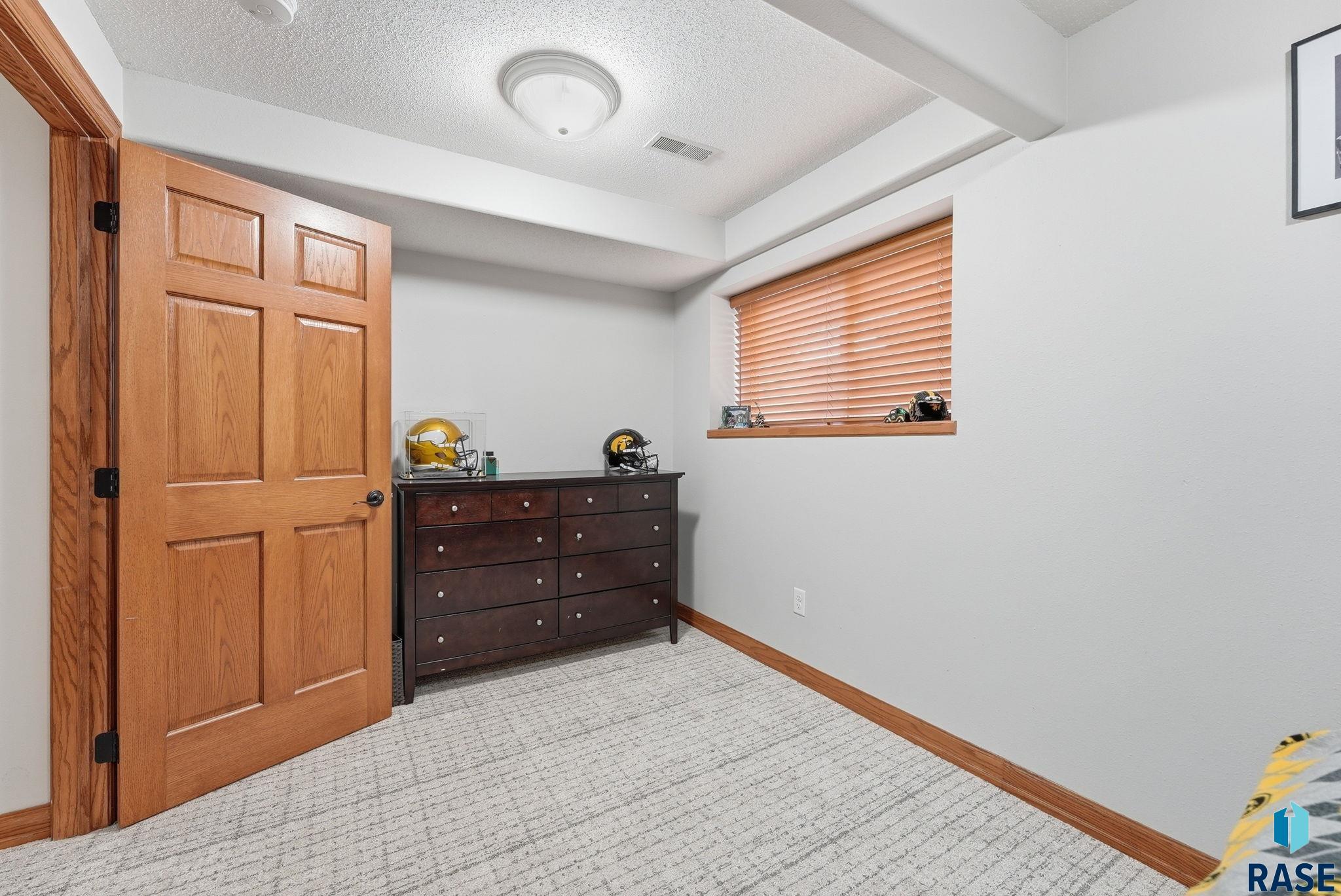 604 Quail Cir