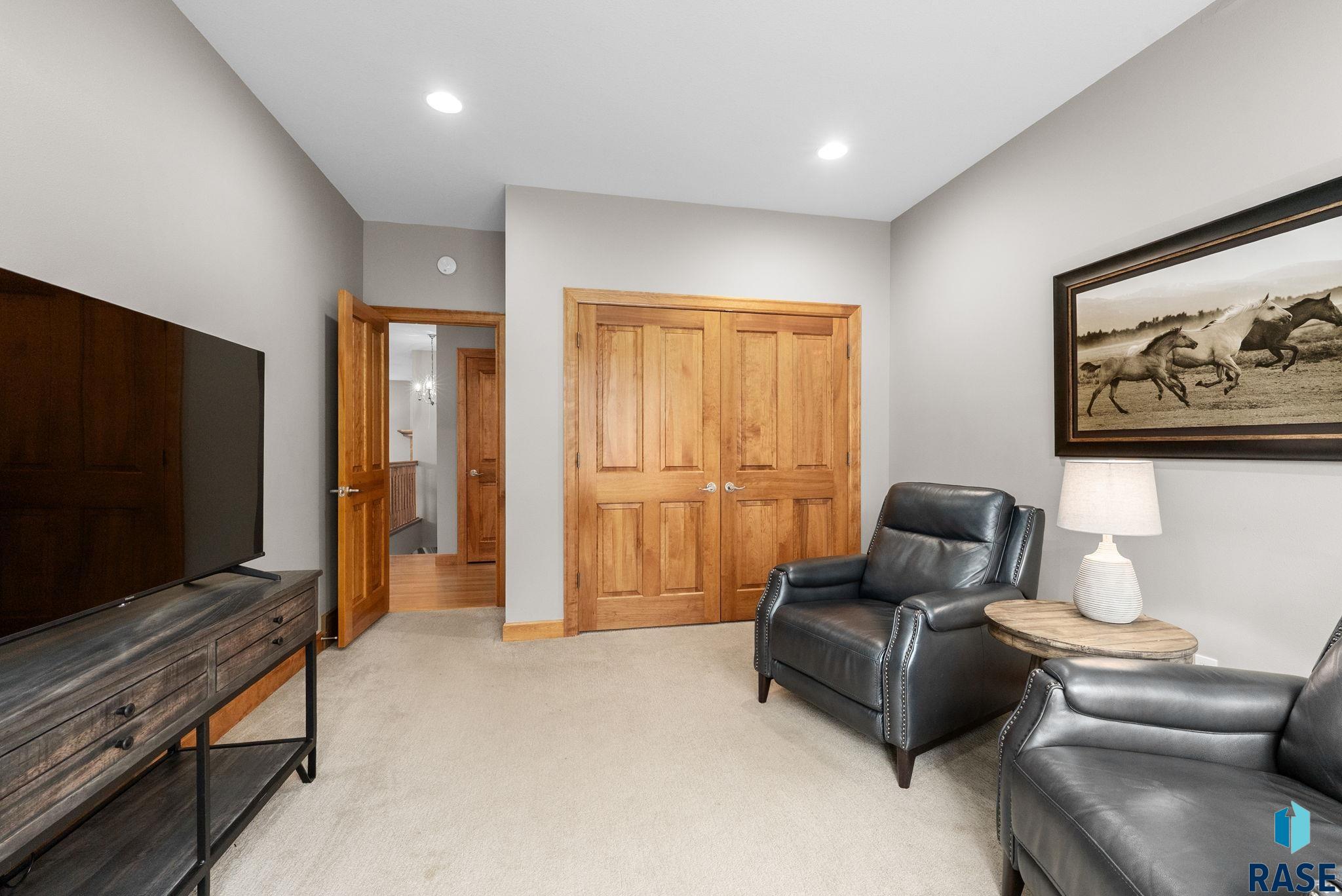 2603 S Big Timber Pl