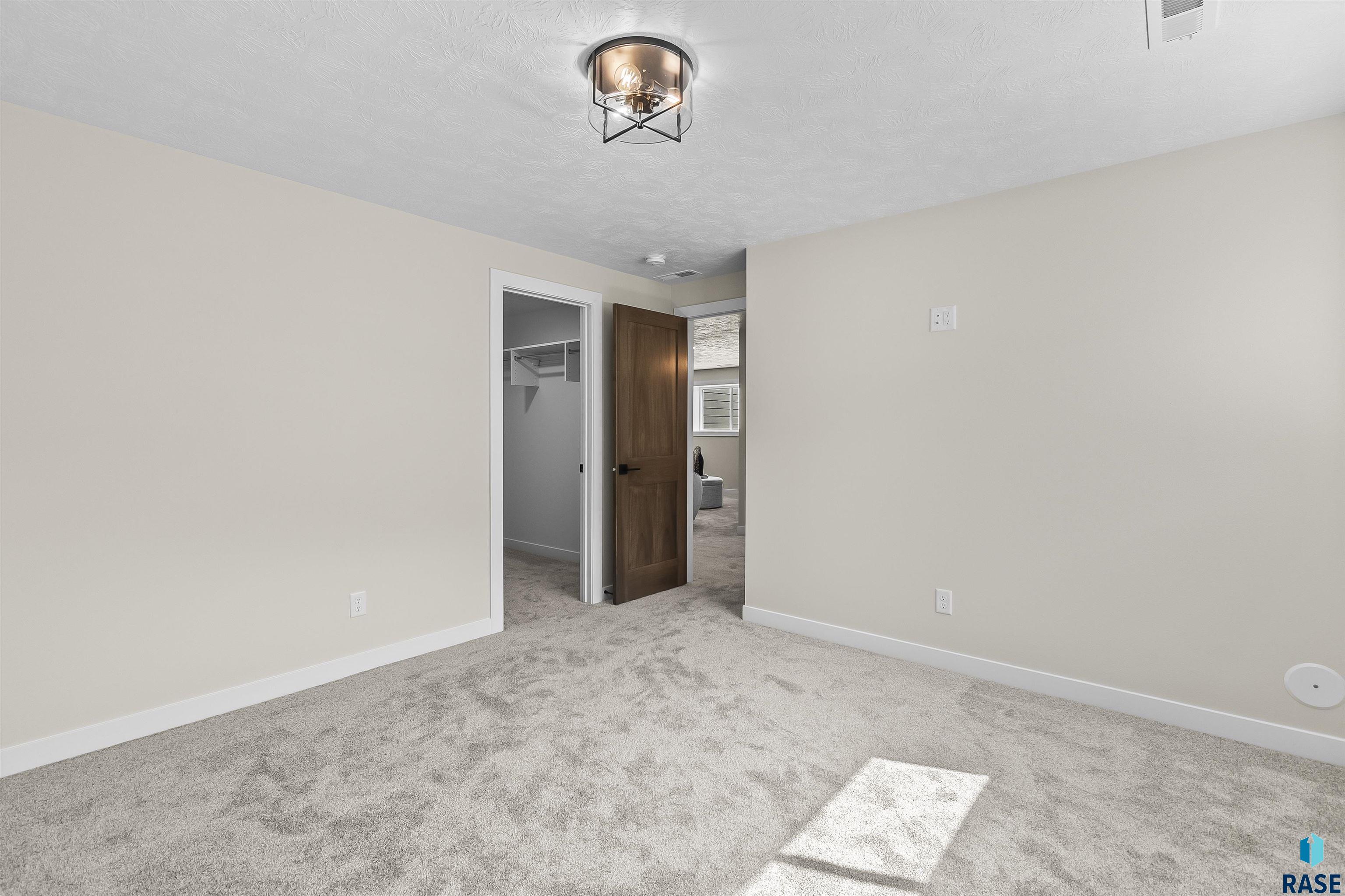 424 Andrew Ave