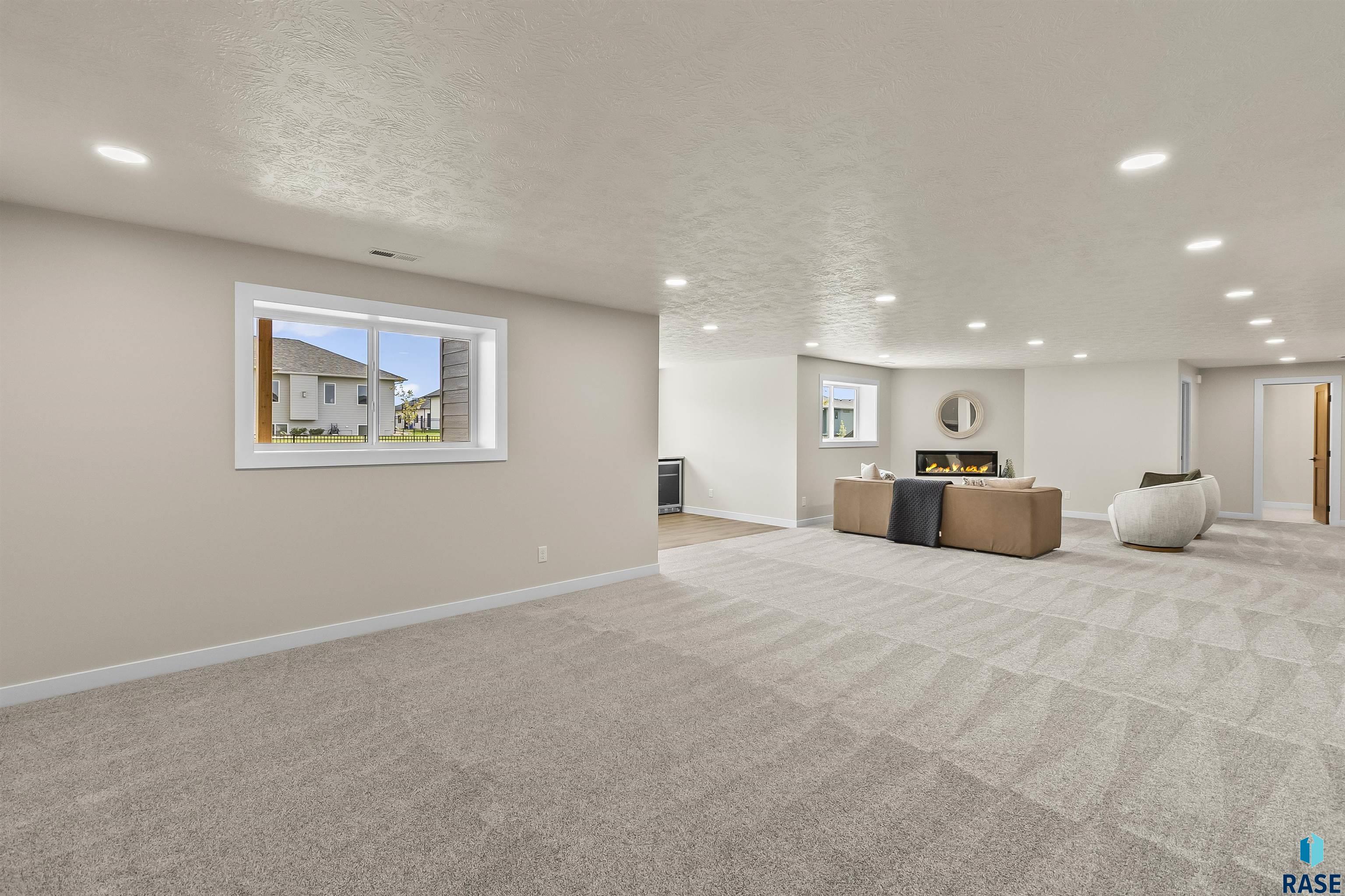 424 Andrew Ave