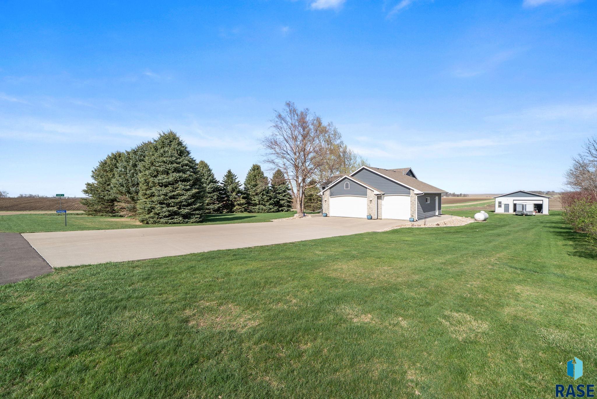24404 View Dr