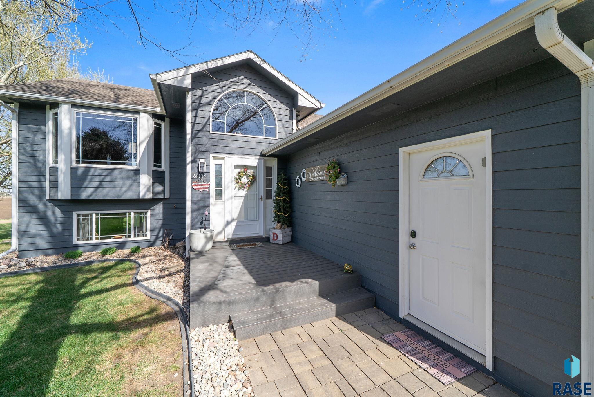 24404 View Dr
