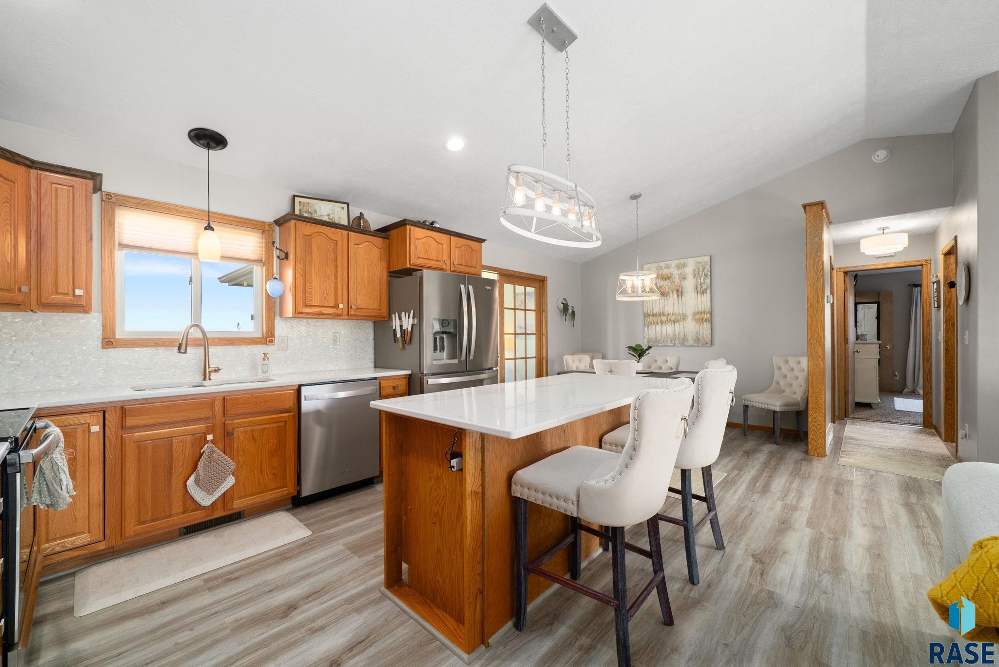 24404 View Dr