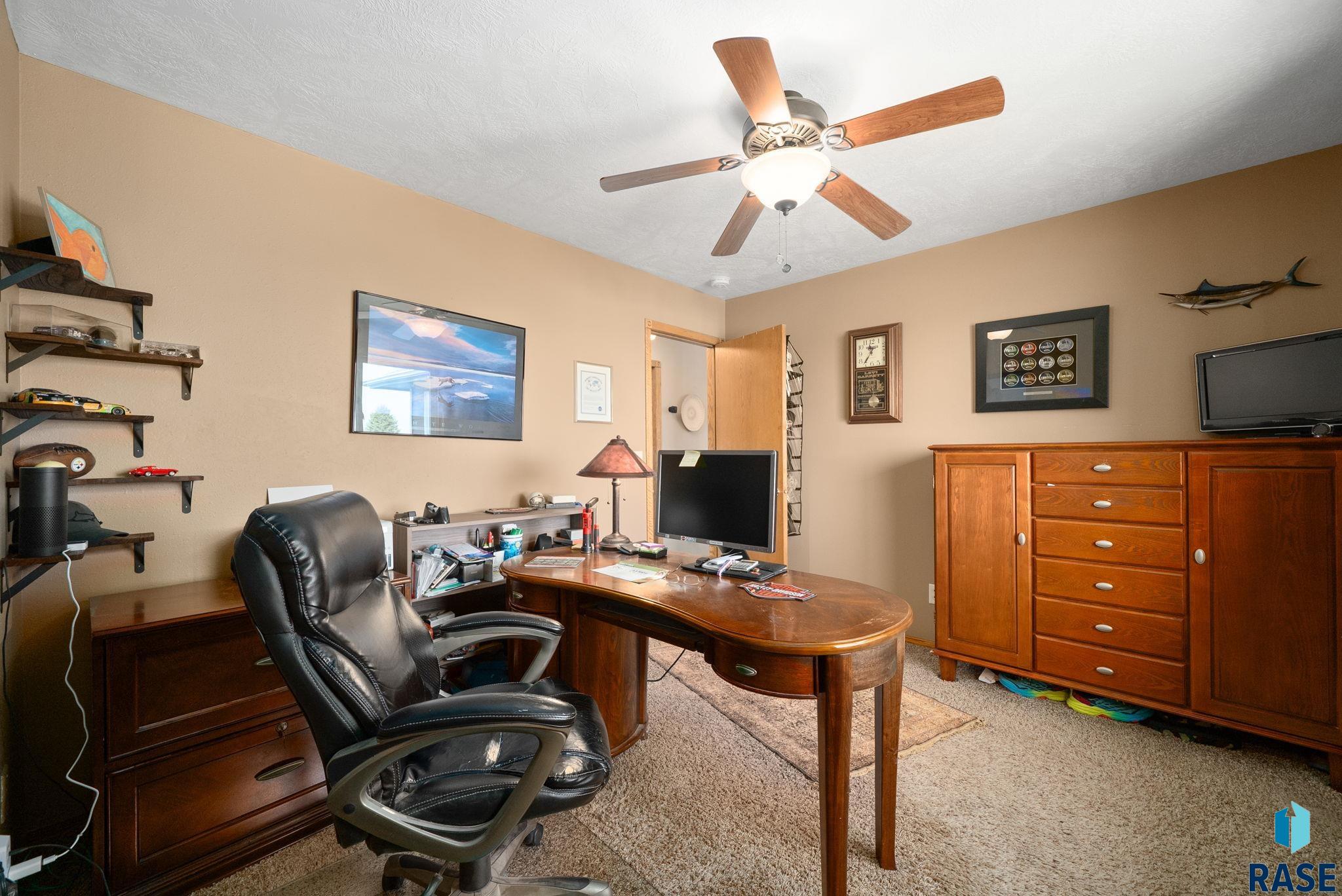 24404 View Dr