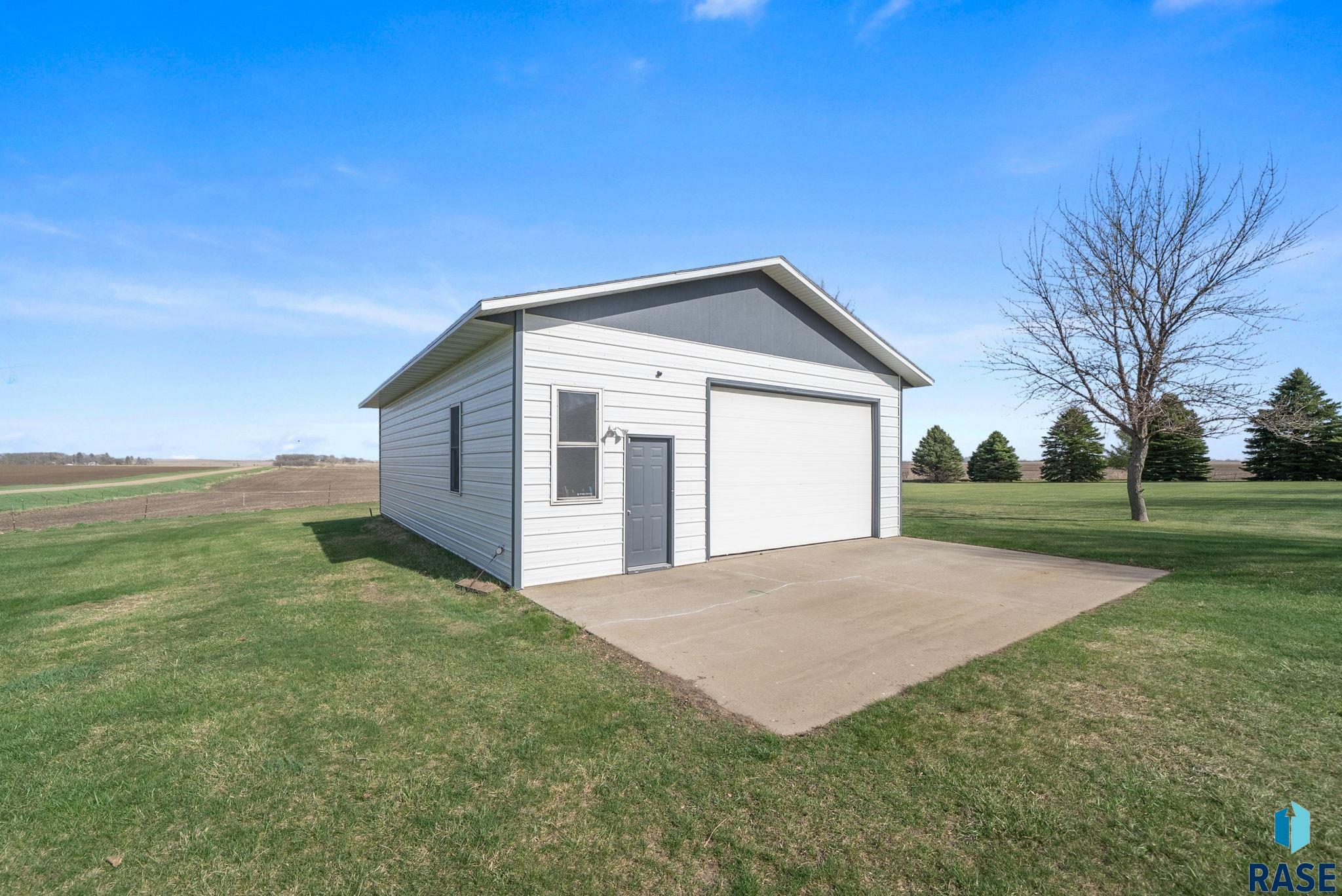 24404 View Dr
