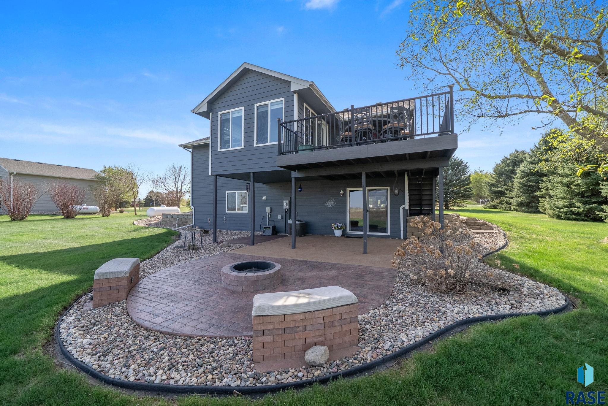 24404 View Dr
