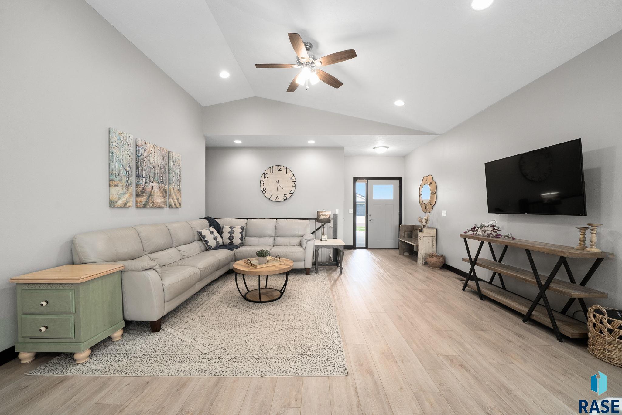 229 Devitt Dr