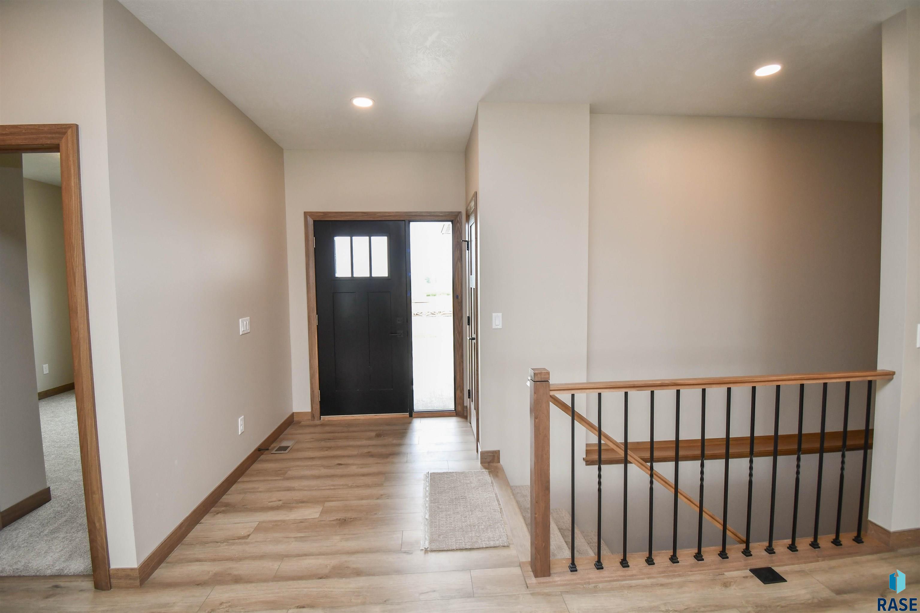 824 Almond Ave