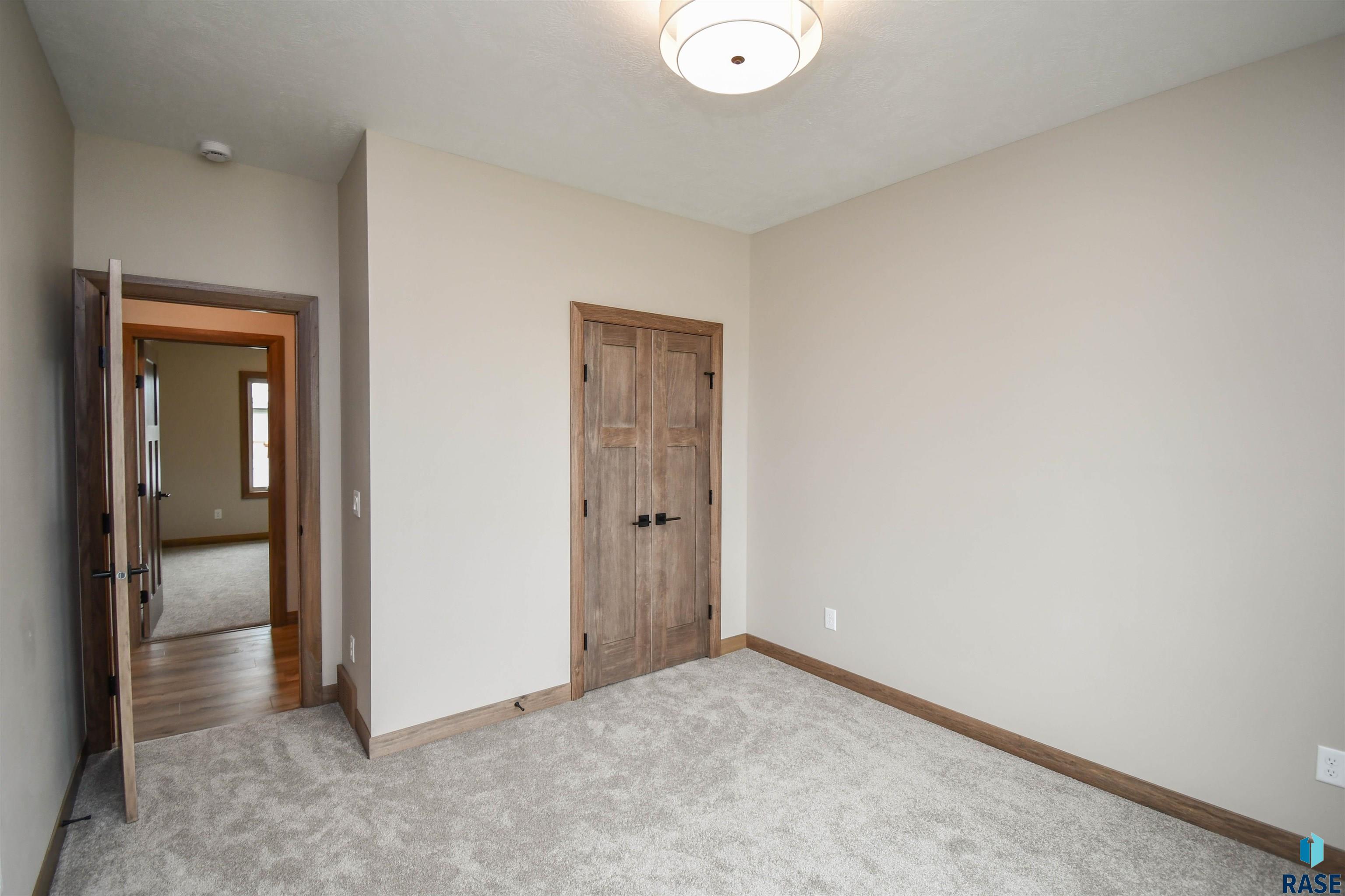 824 Almond Ave