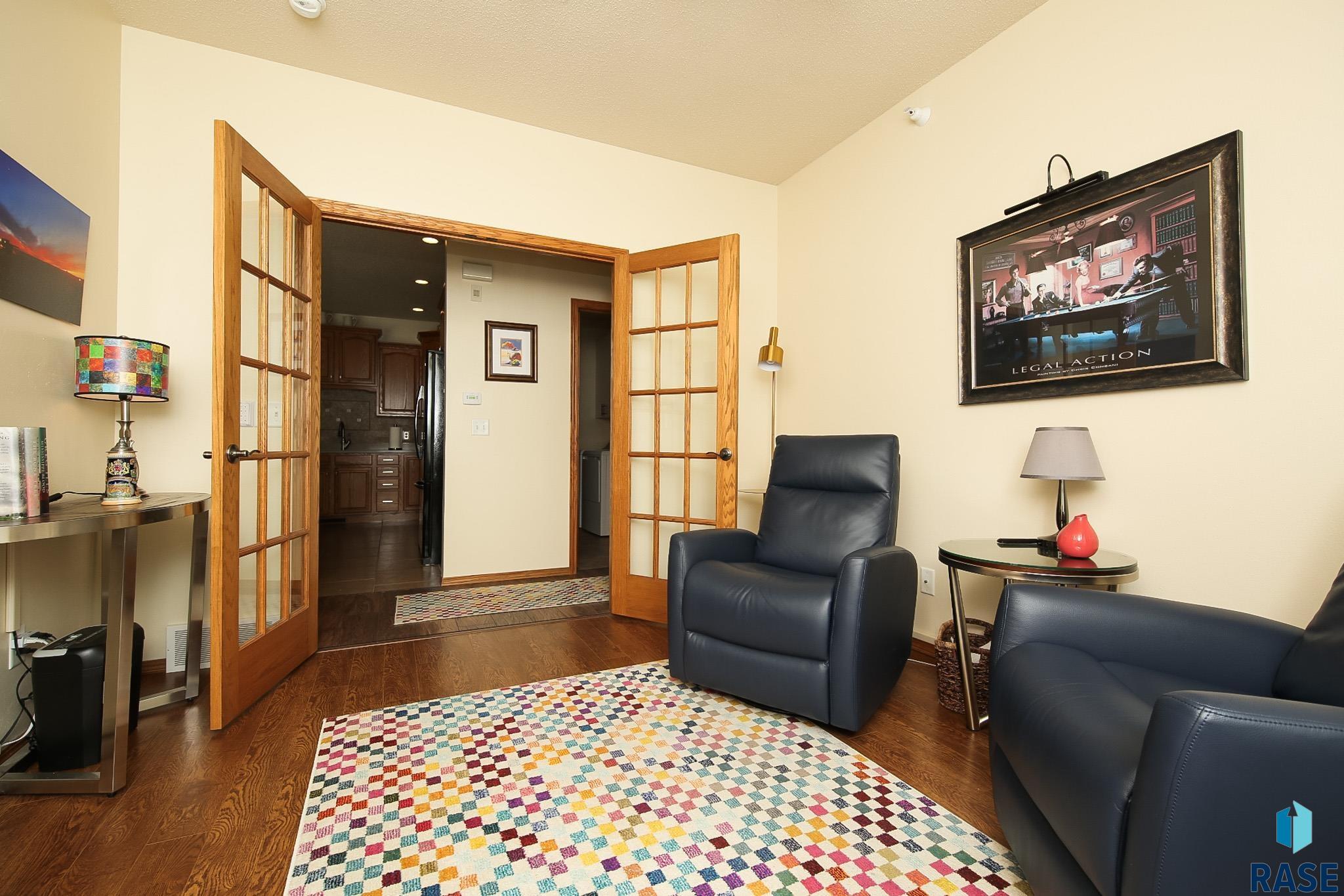 6106 S Avalon Ave Unit: A208