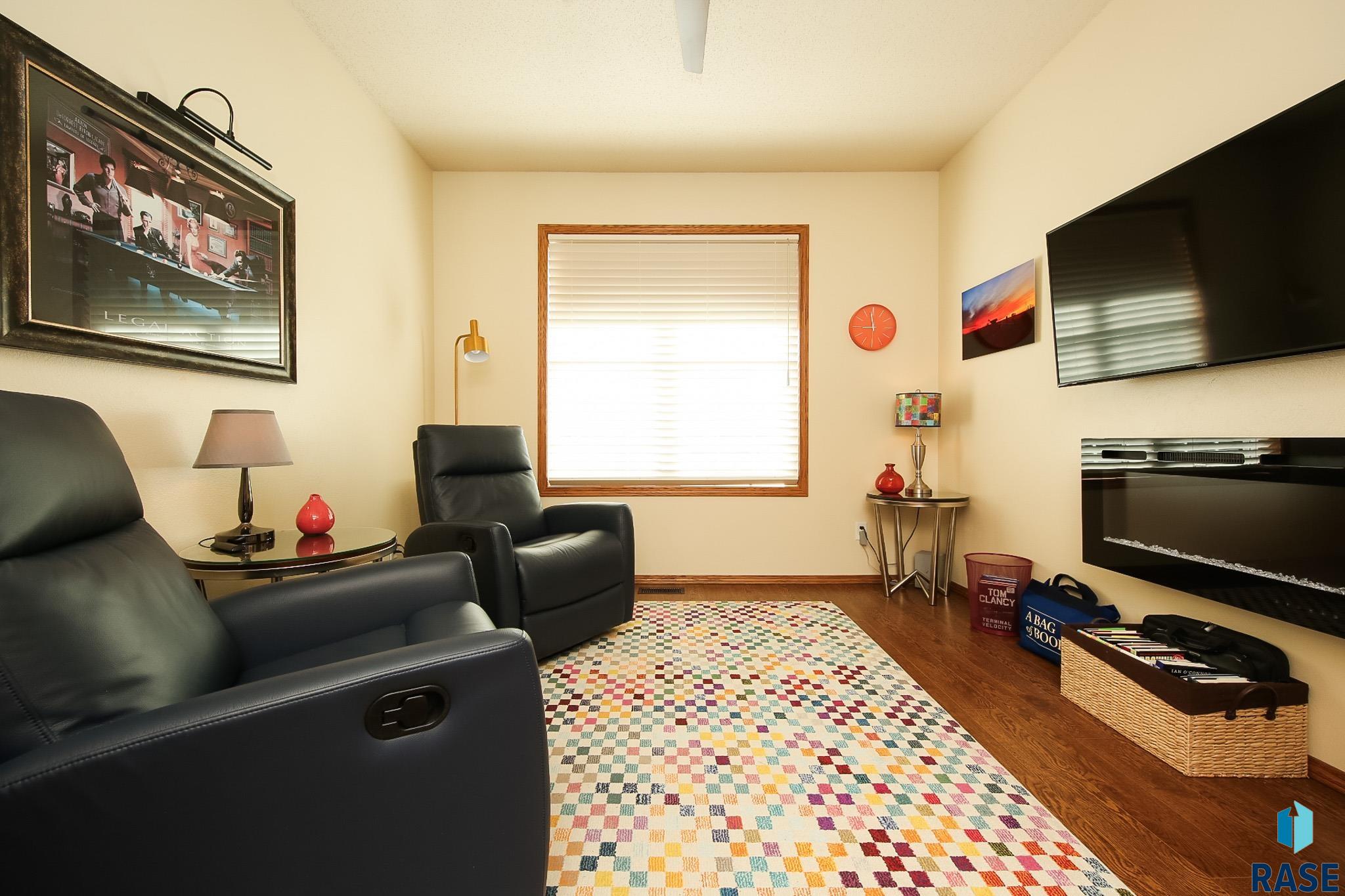 6106 S Avalon Ave Unit: A208