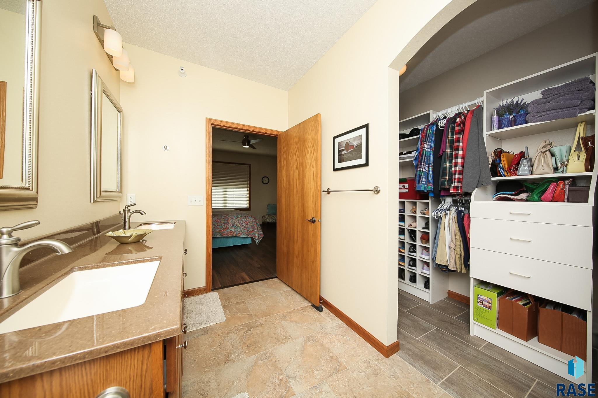 6106 S Avalon Ave Unit: A208