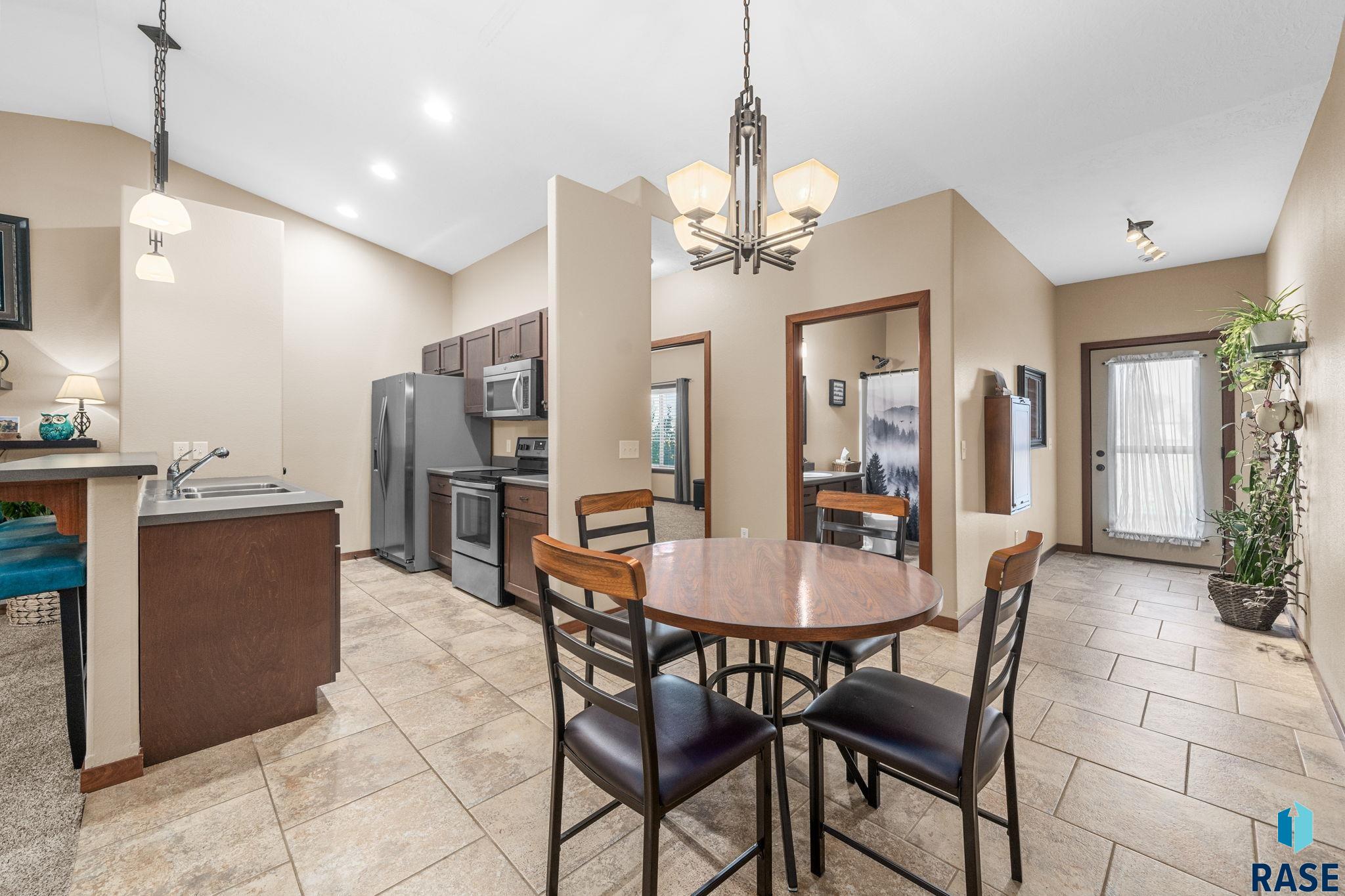 1006 Tanner Ct