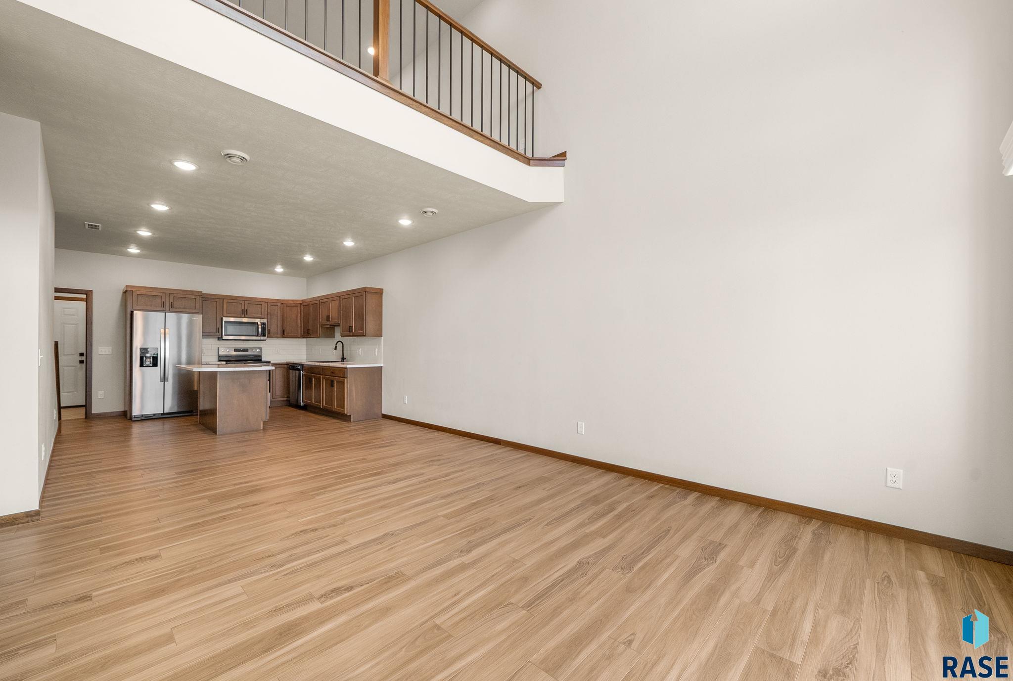 9017 W Jerald Pl