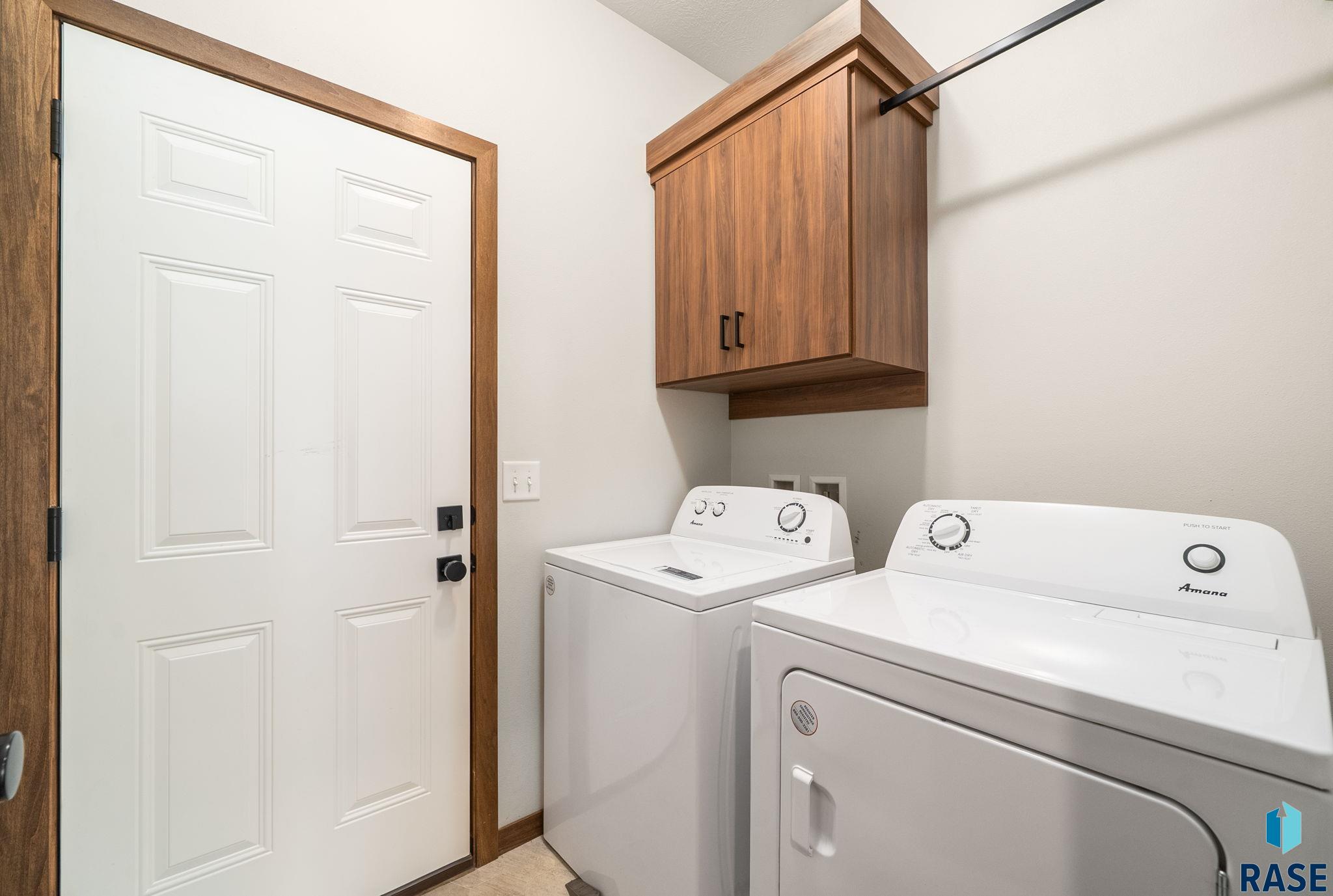 9017 W Jerald Pl