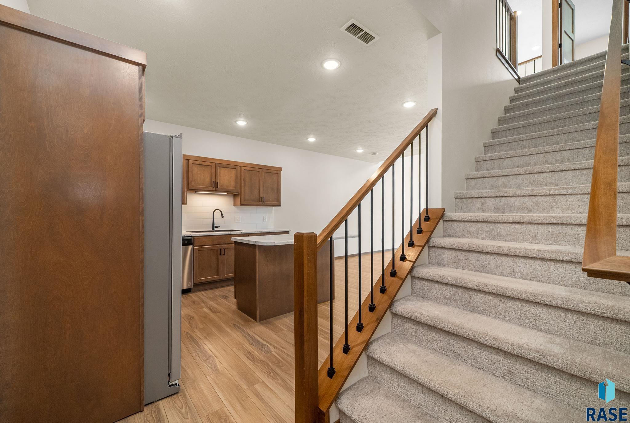 9017 W Jerald Pl