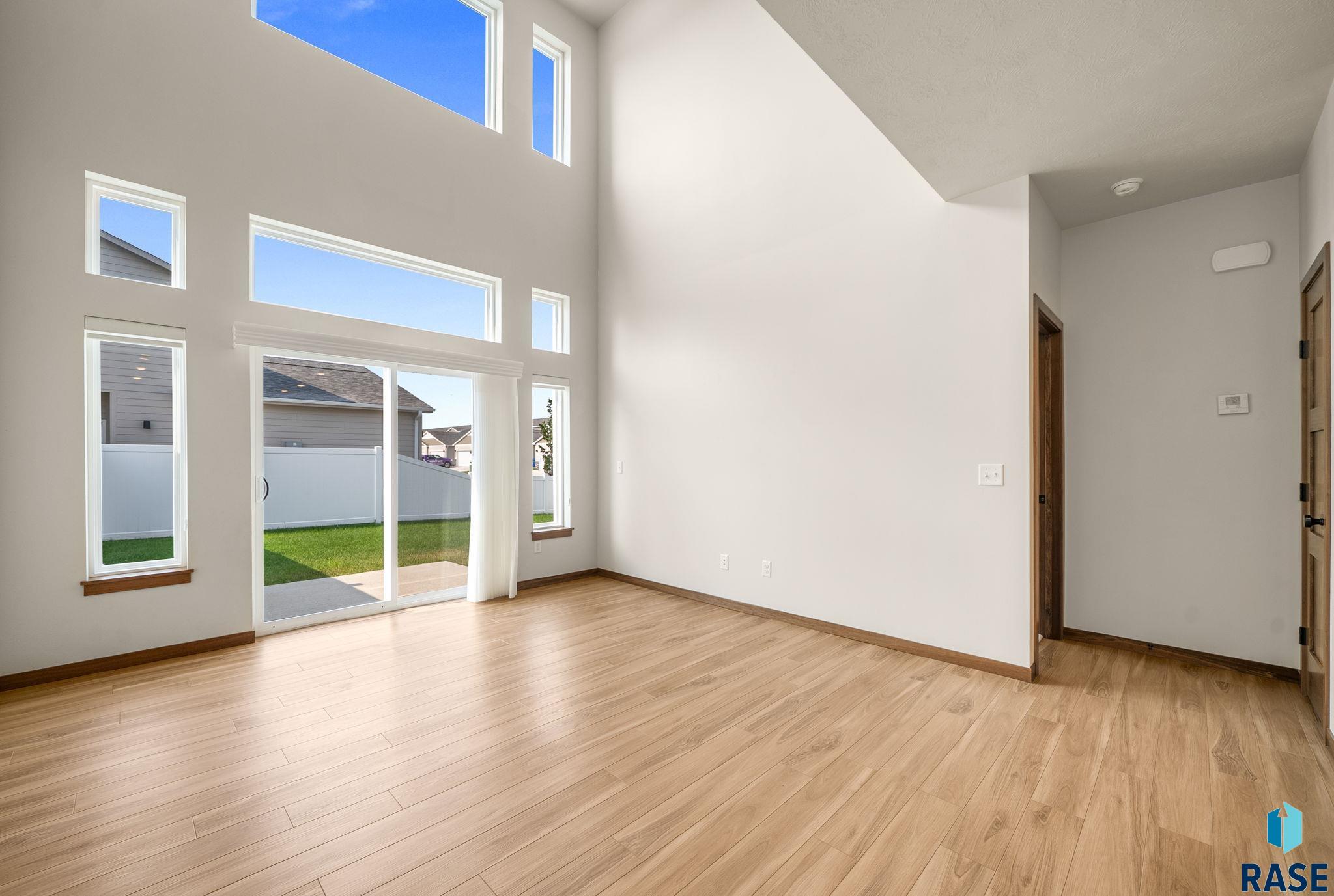 9017 W Jerald Pl