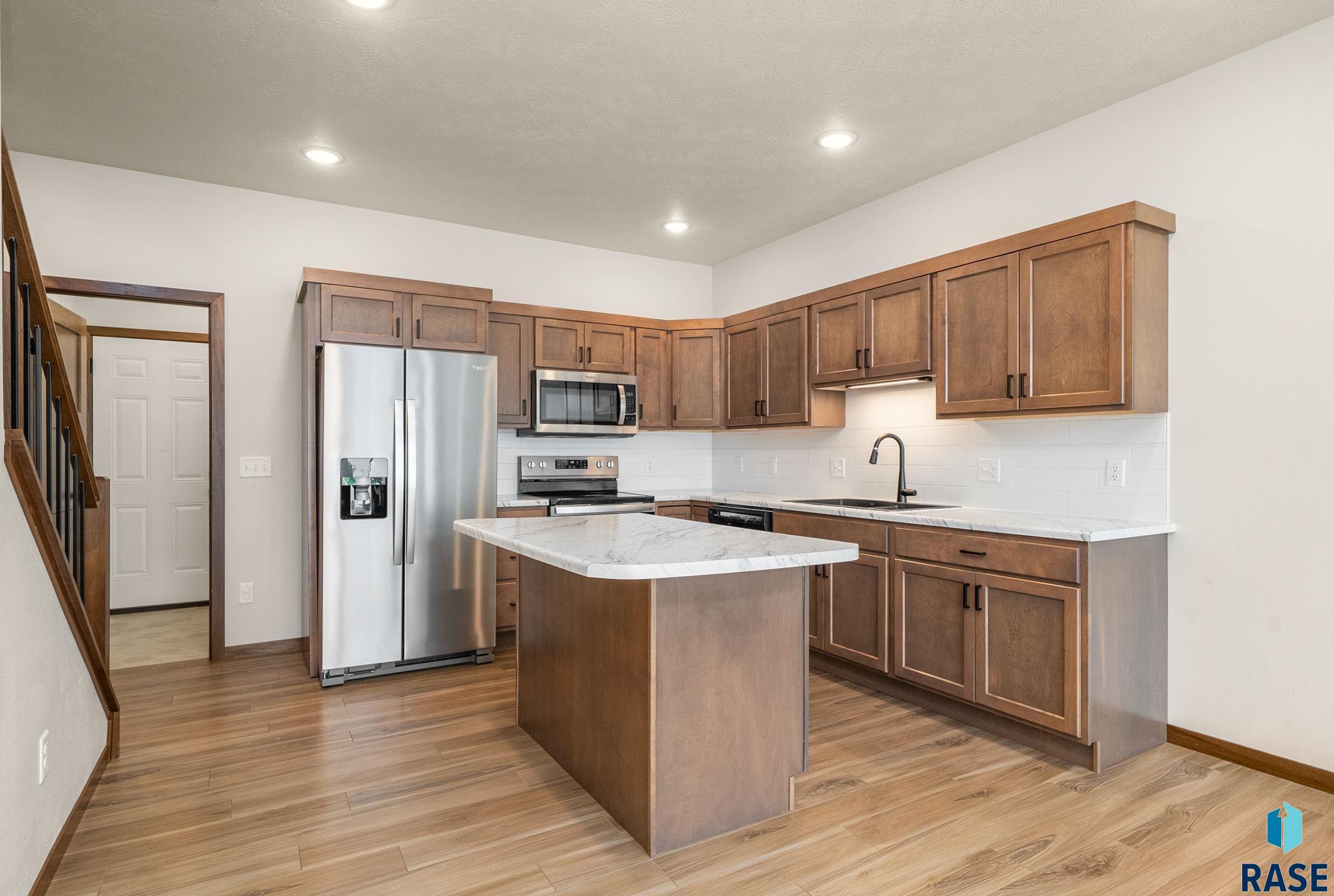 9017 W Jerald Pl