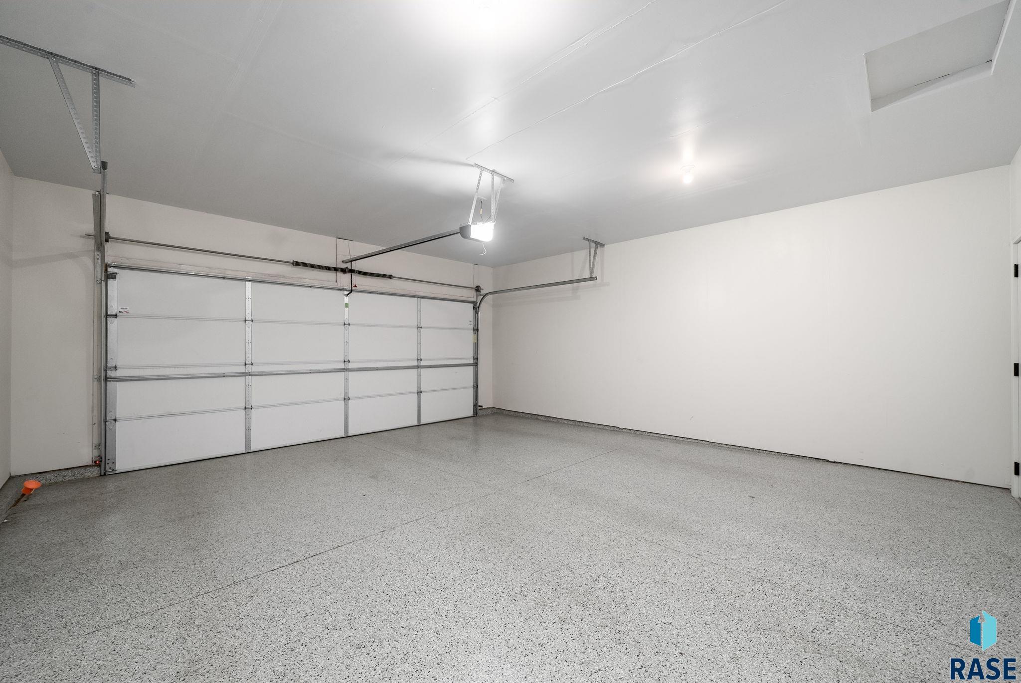 9017 W Jerald Pl