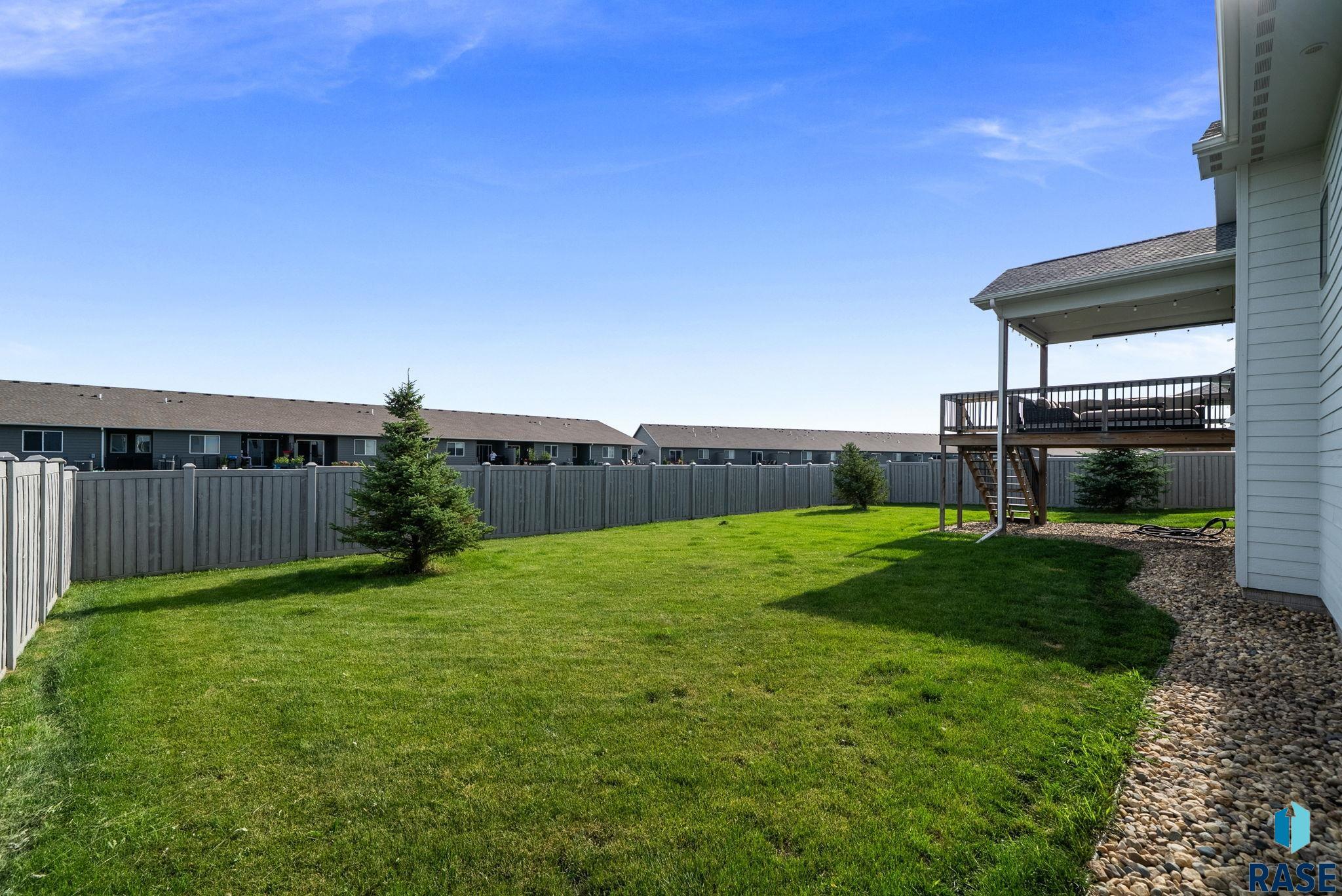 2301 E Mary Moore Dr