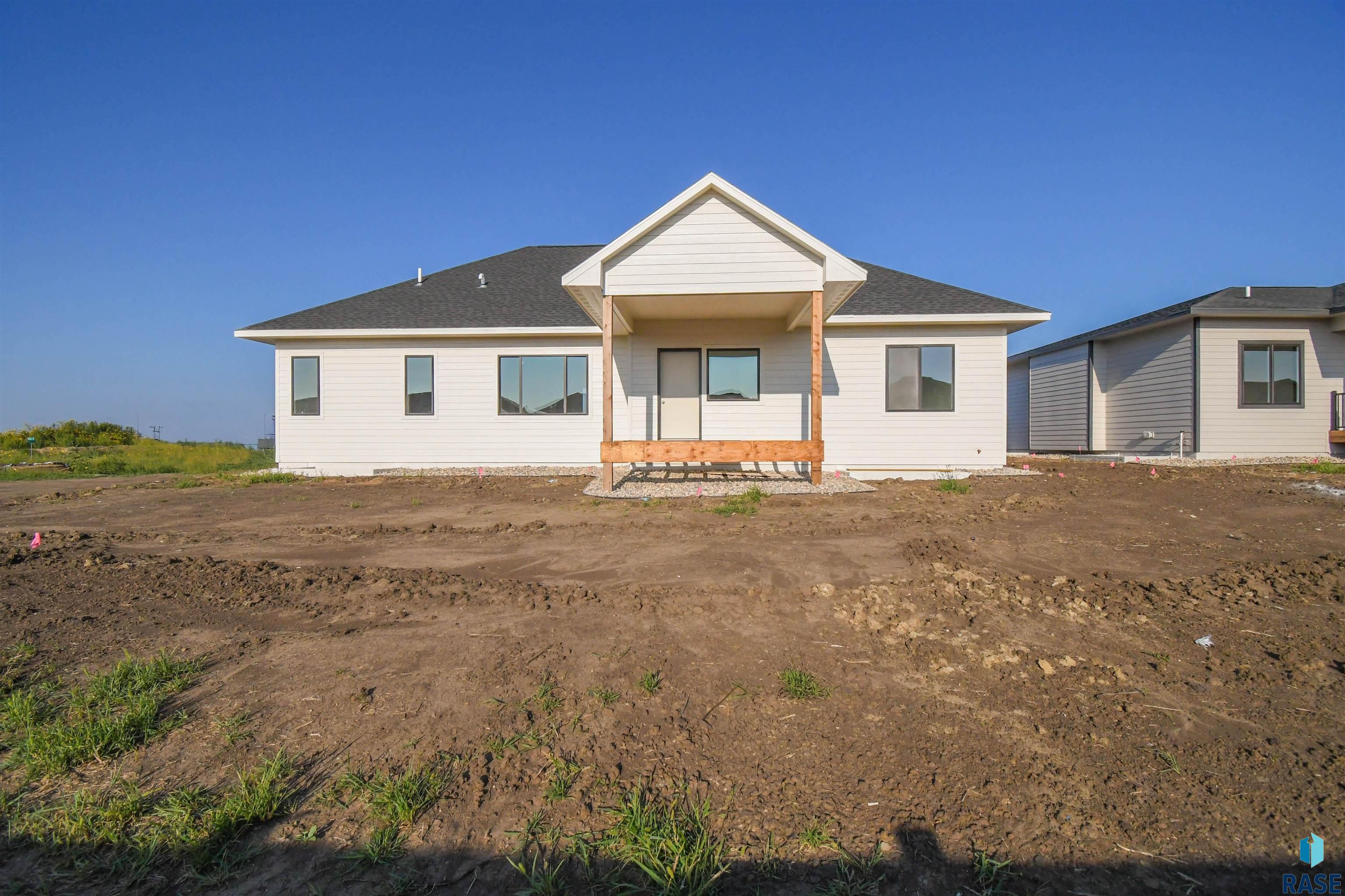 836 Almond Ave