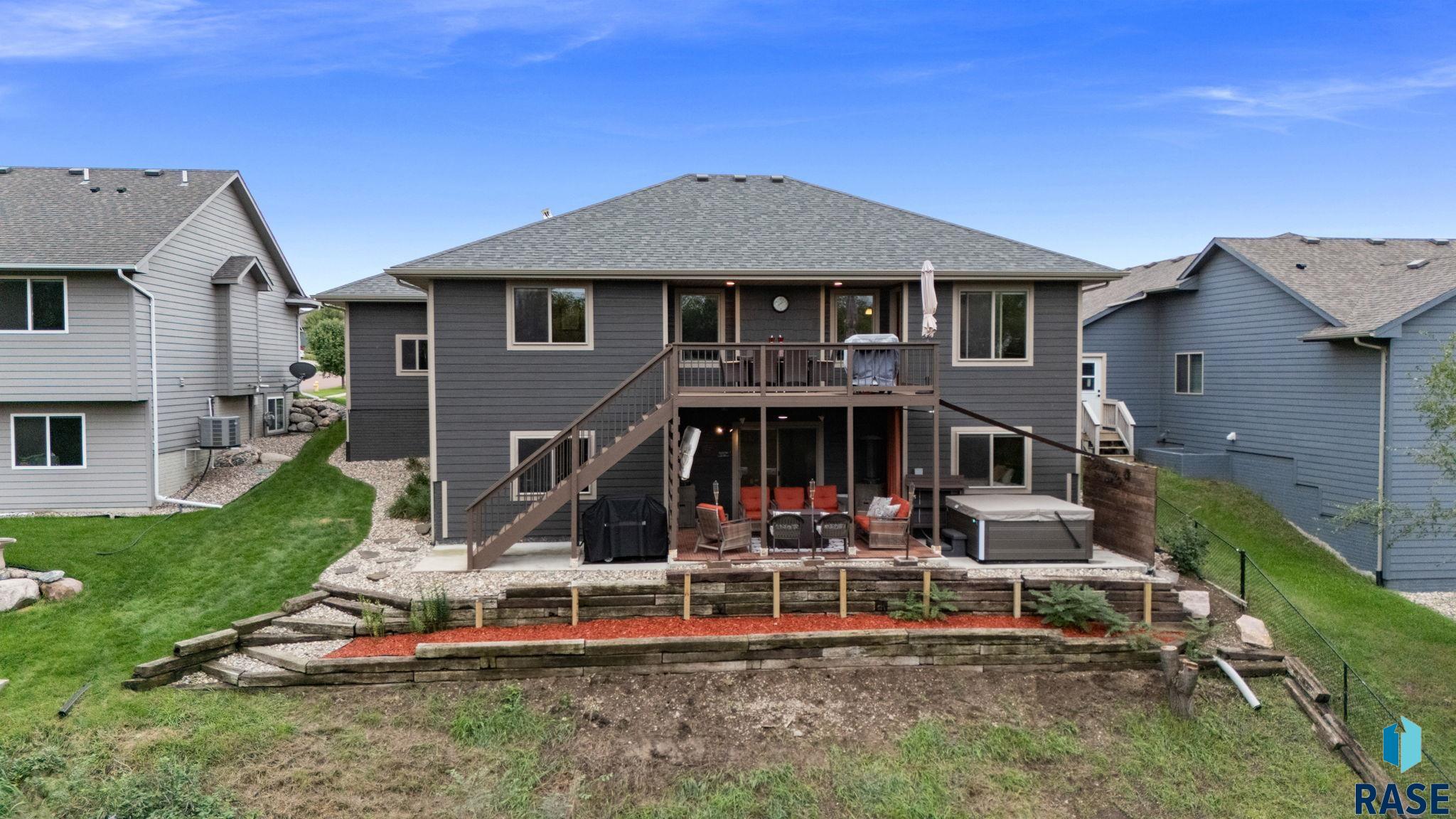1104 N Archer Dr