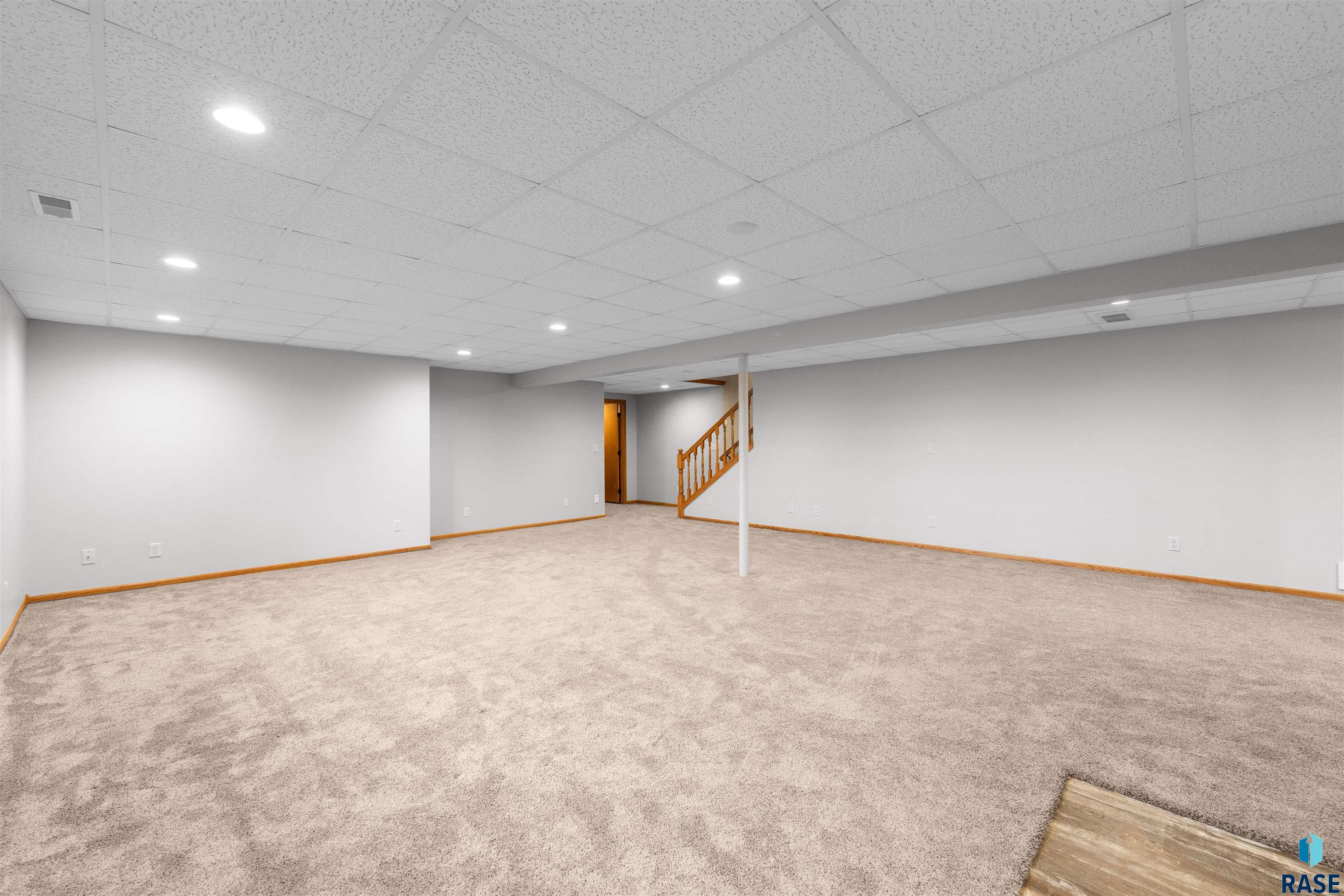 204 S Cherry Ave