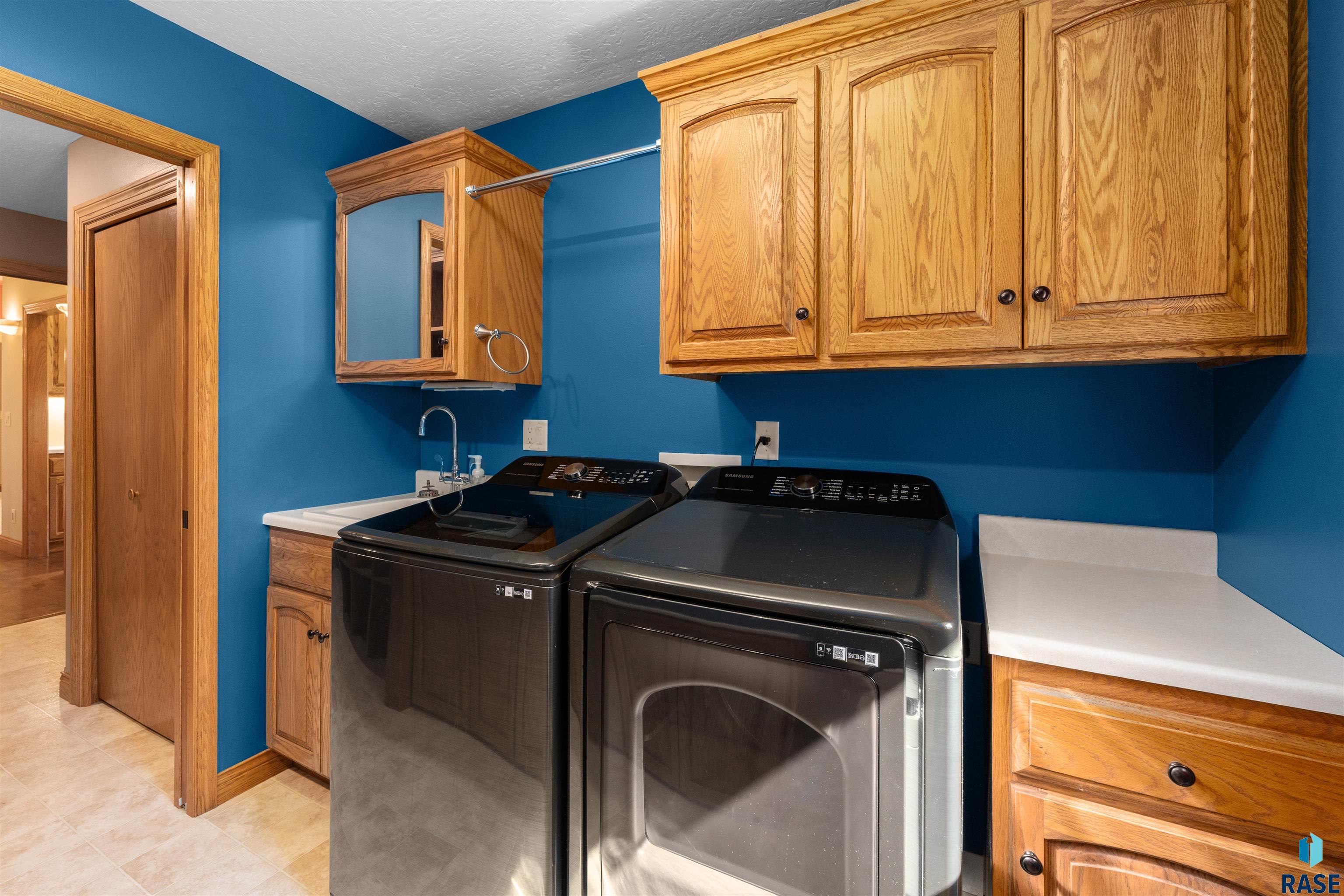 204 S Cherry Ave