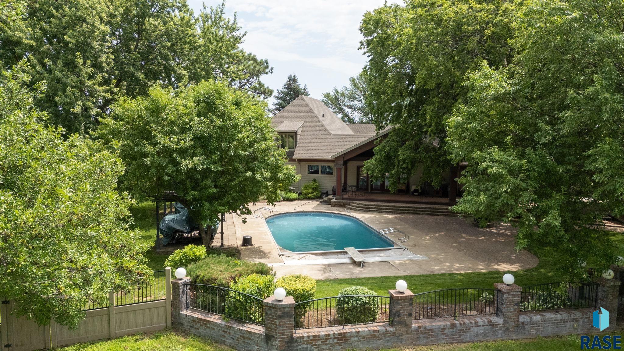 25467 & 25463 473rd Ave