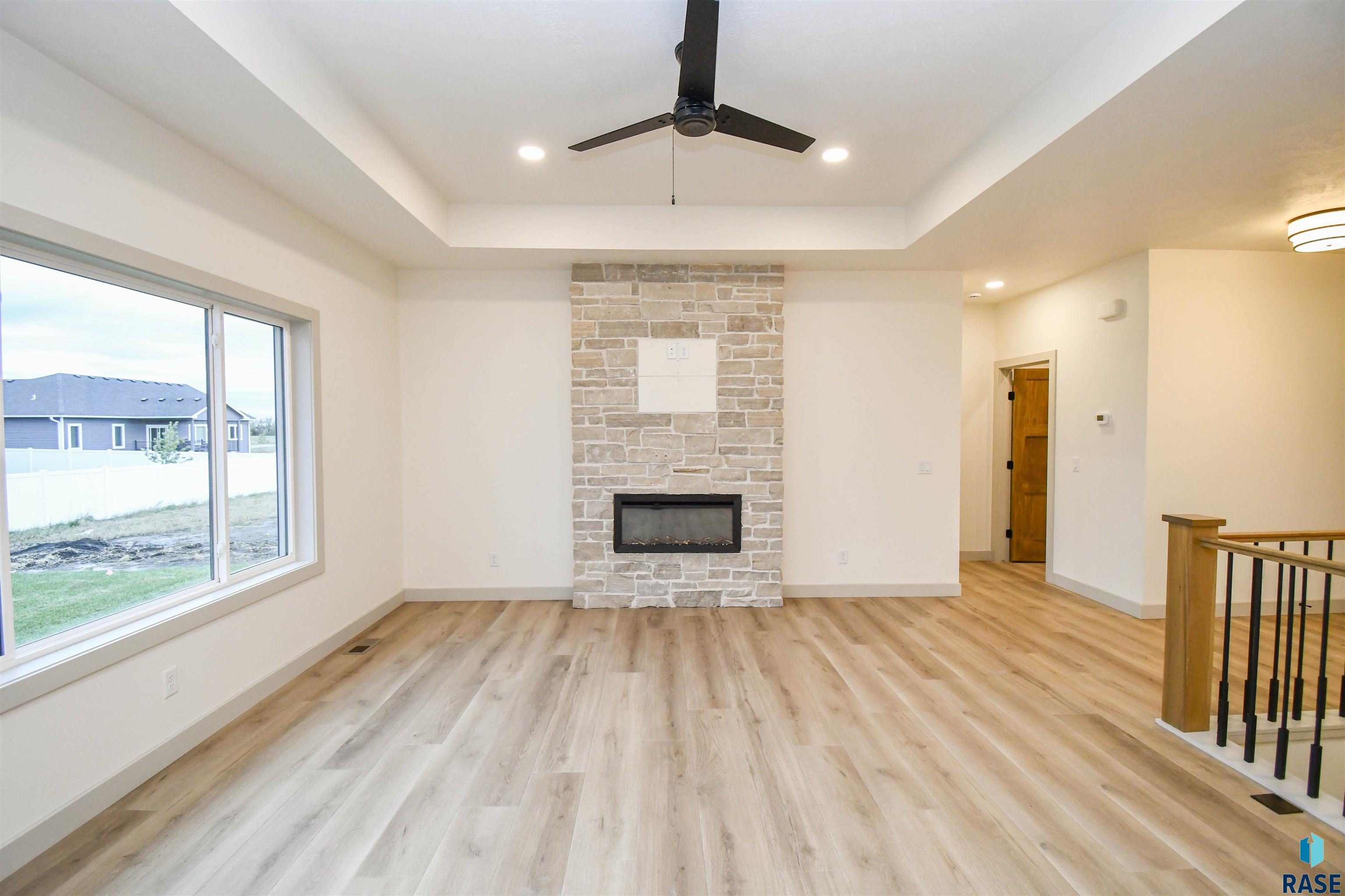 836 Almond Ave