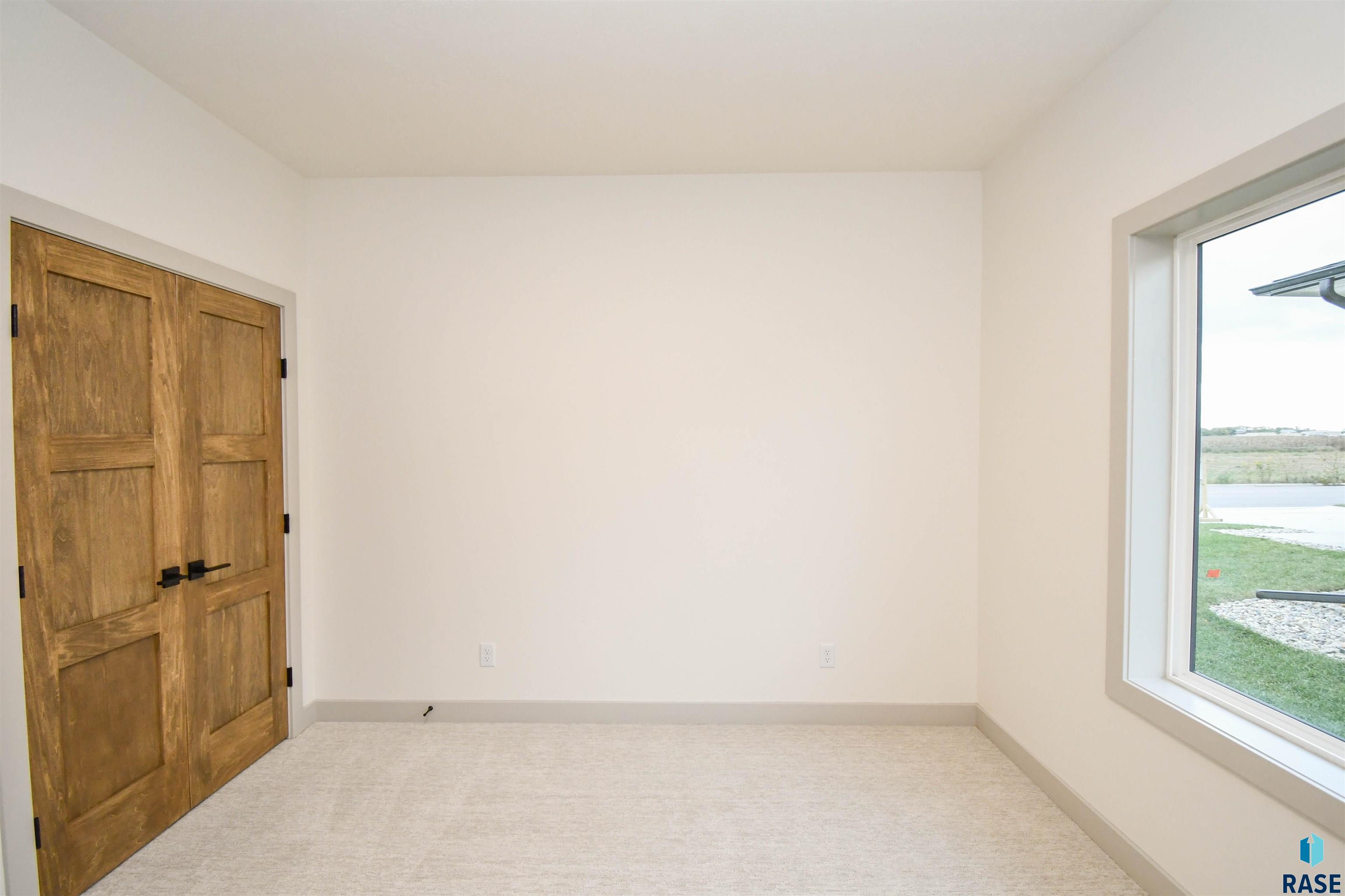 836 Almond Ave