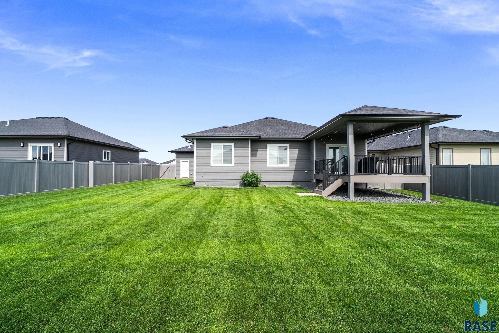 835 Melissa Ave