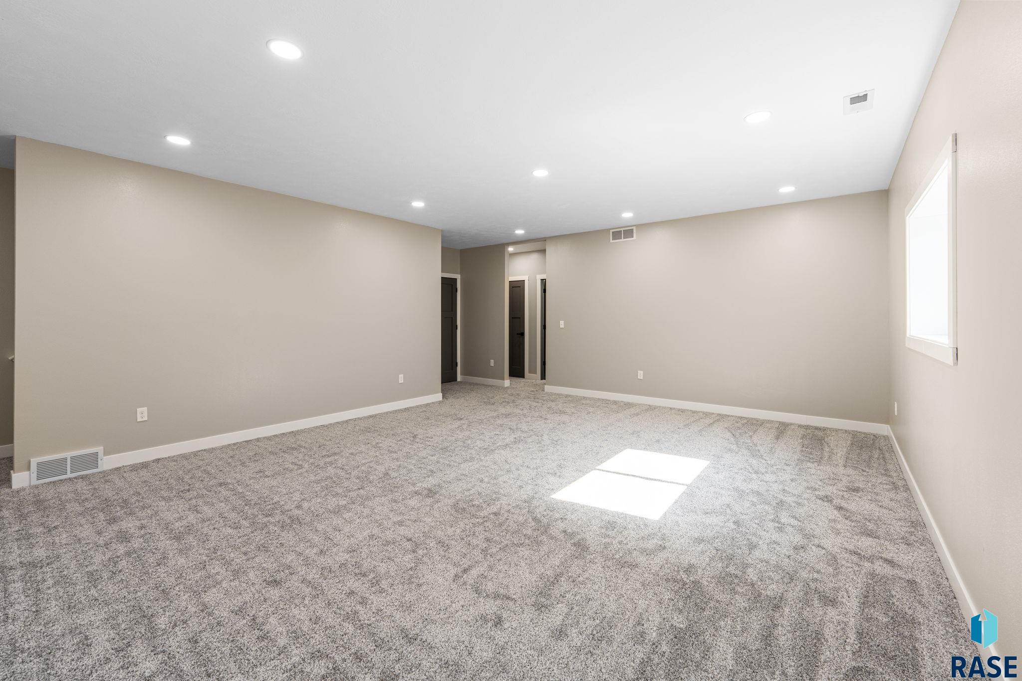835 Melissa Ave