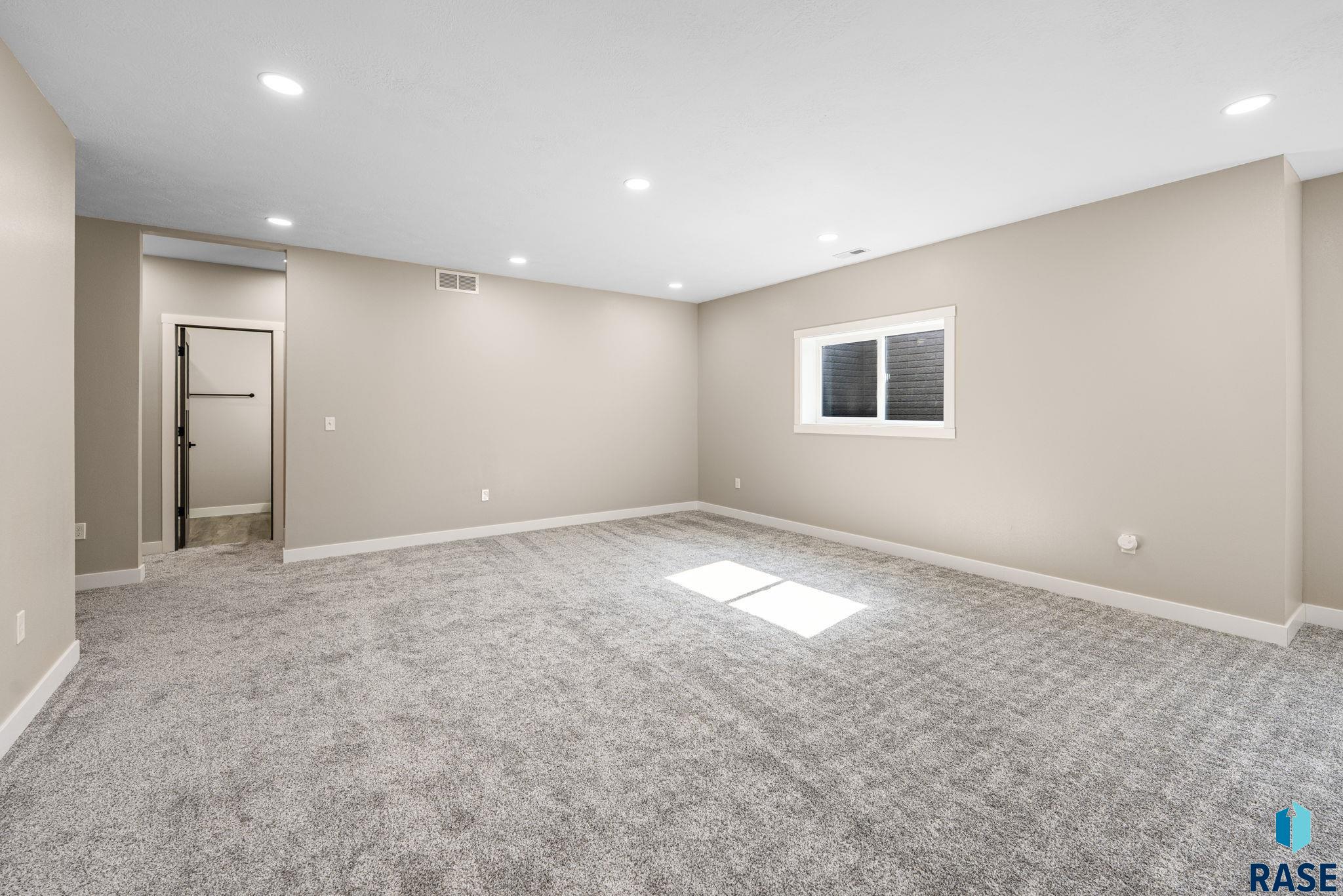 835 Melissa Ave
