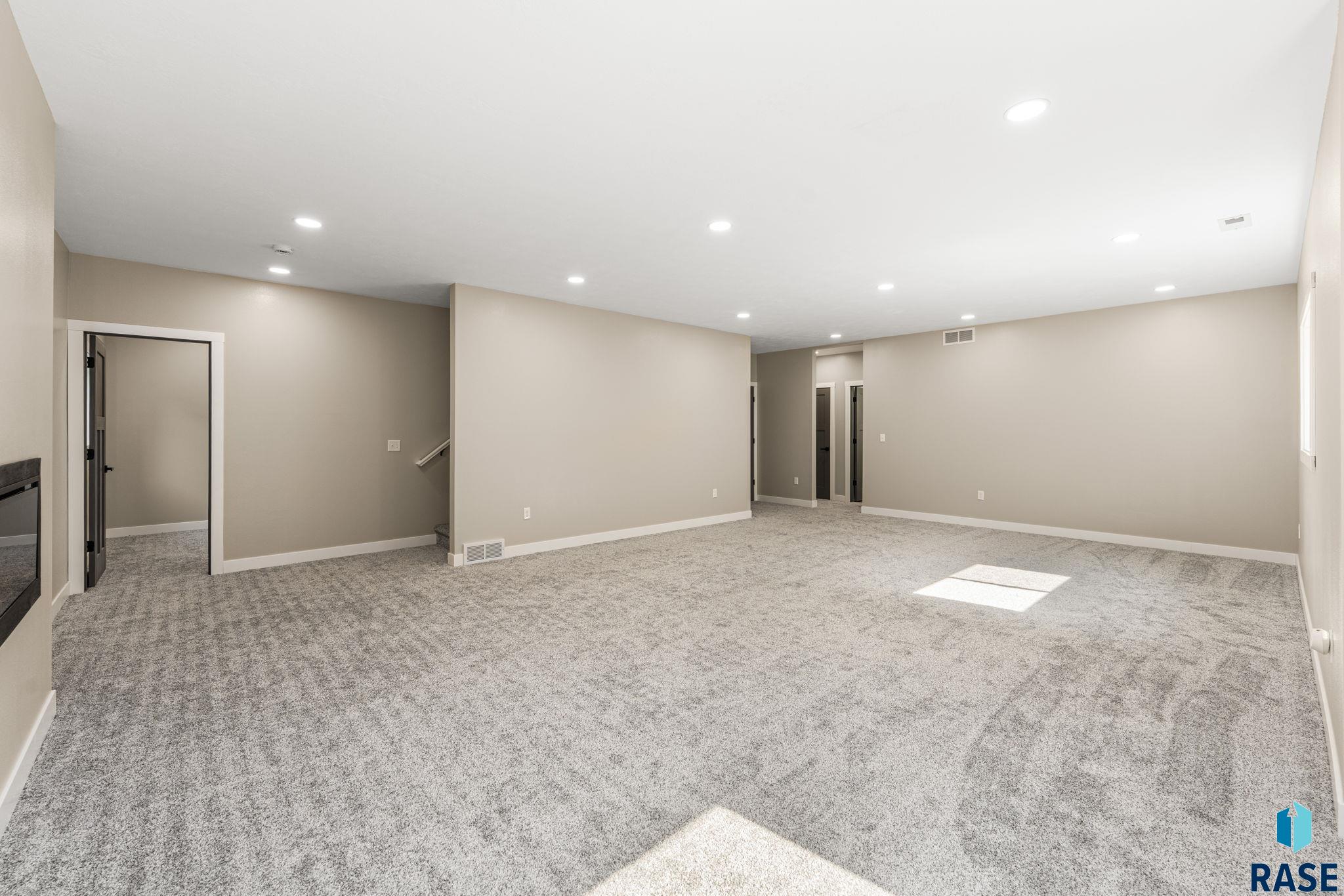 835 Melissa Ave