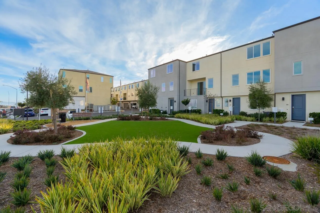 5465 Seacliff Place # 73