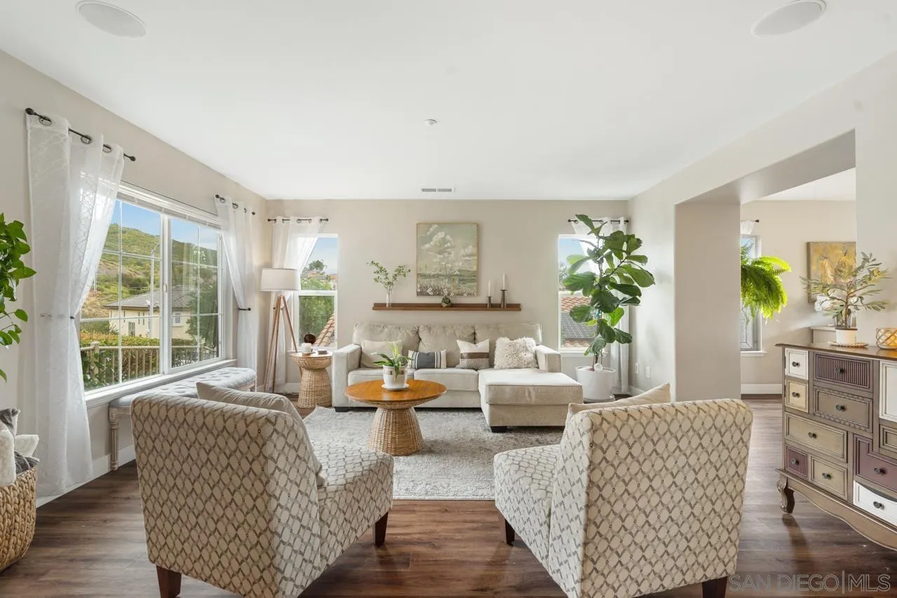 2836 Hidden Valley Ct