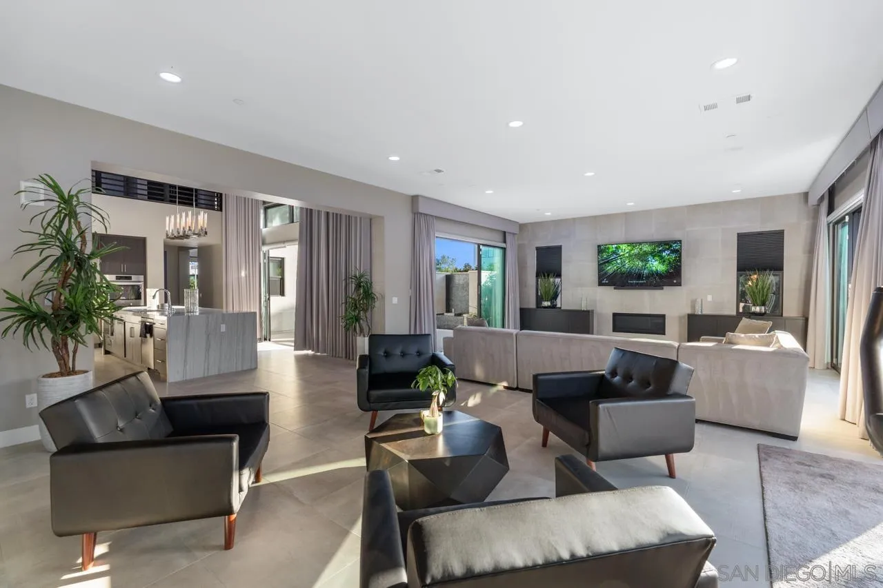 6116 Artisan Way