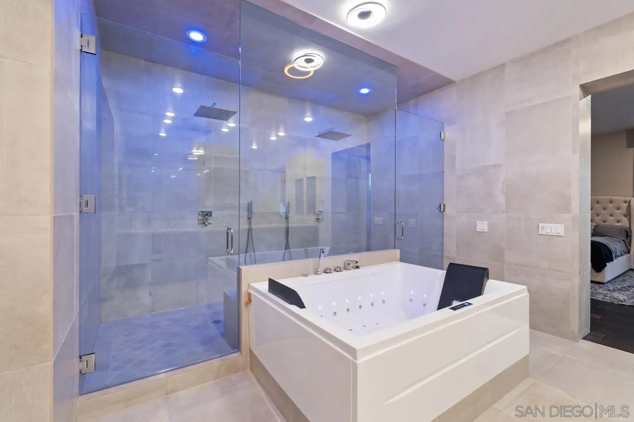 6116 Artisan Way