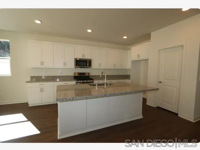467 Meadowood Street # 174
