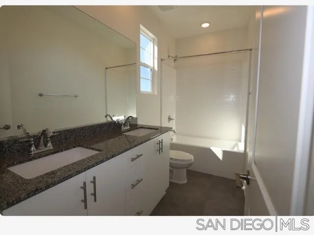 467 Meadowood Street # 174