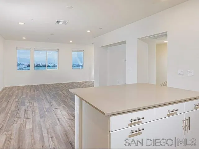 5494 Seacliff Place # 58