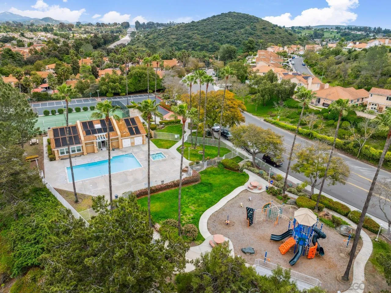 11142 Avenida De Los Lobos