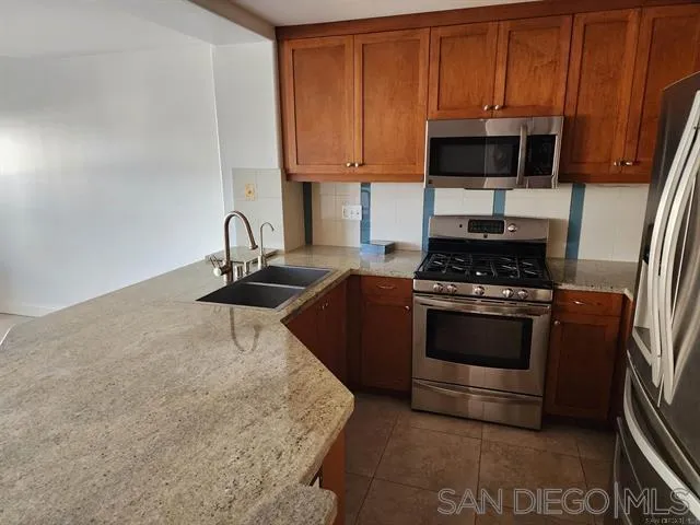 12630 Carmel Country Rd #115 Unit 115