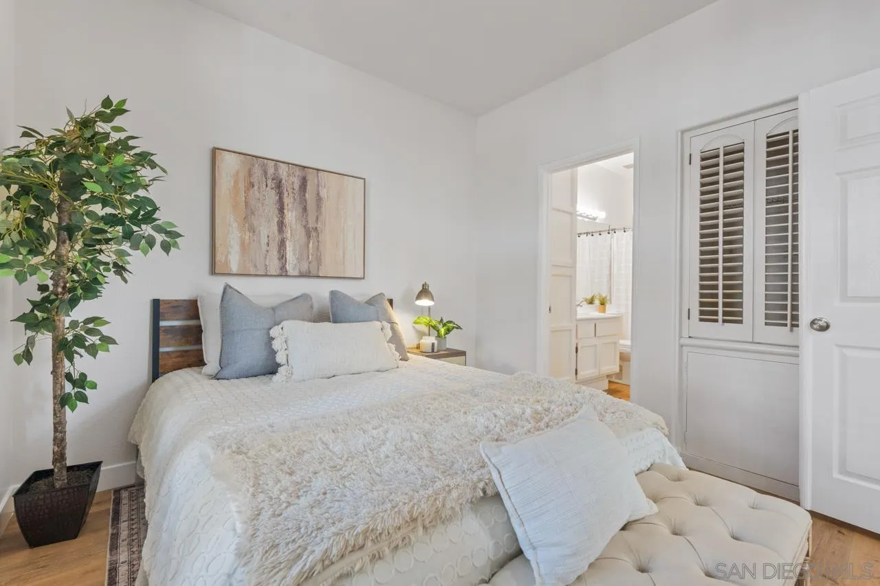 12636 Springbrook Unit E