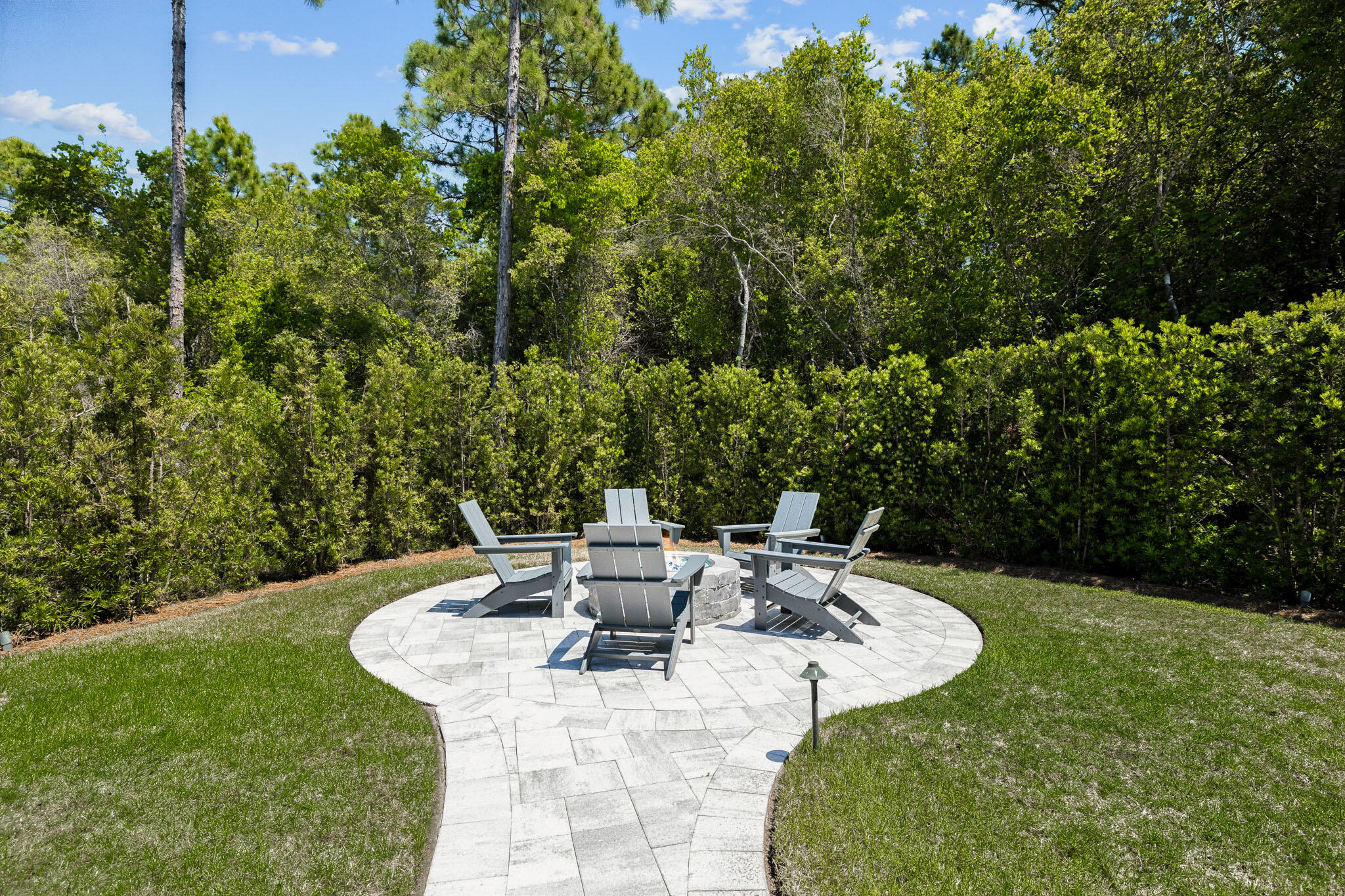 287 Log Landing Street