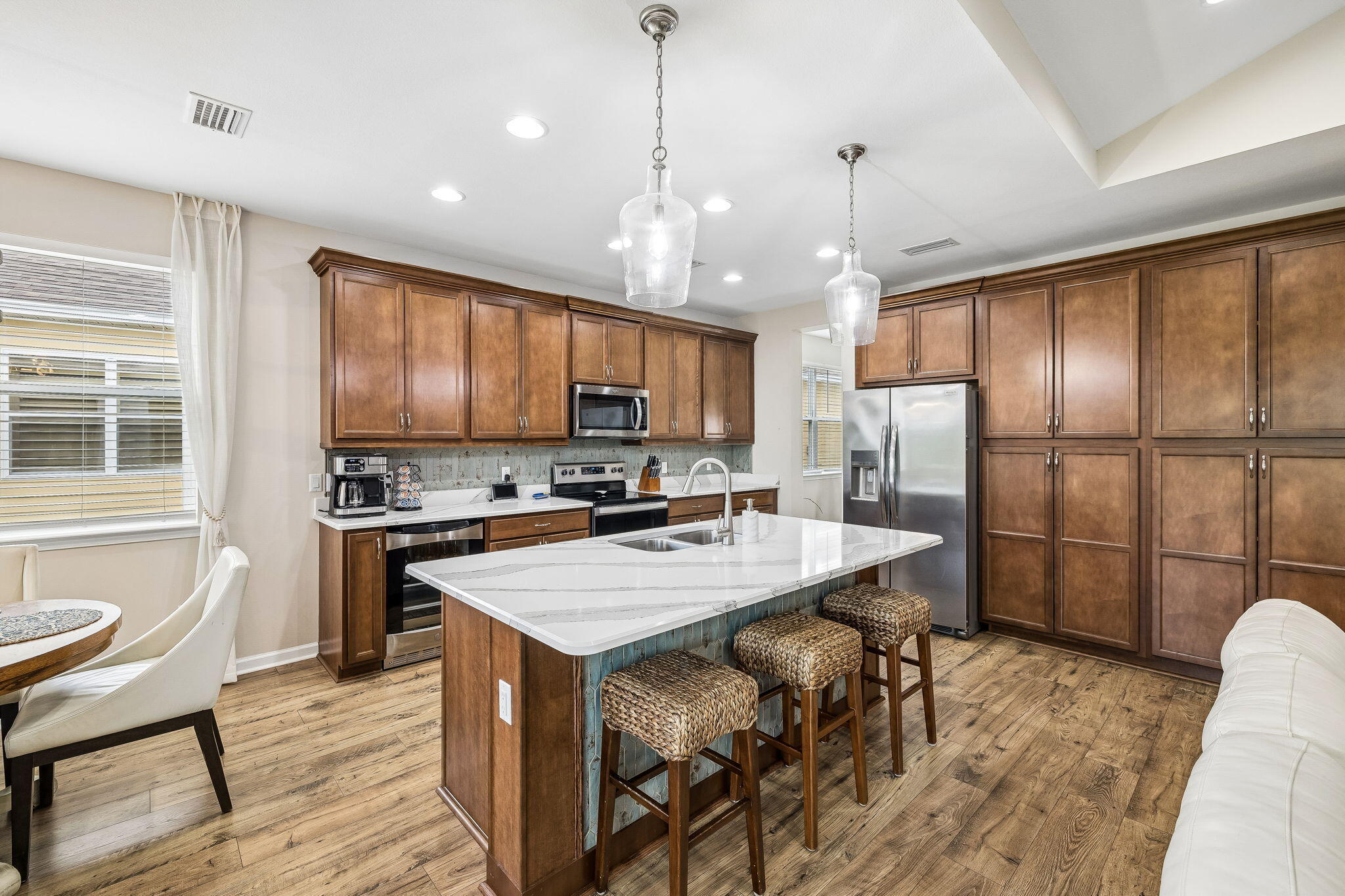 8439 Coral Reef Way