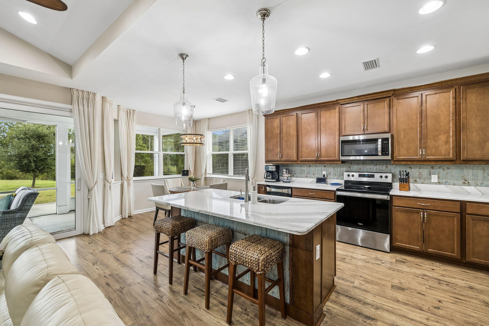 8439 Coral Reef Way